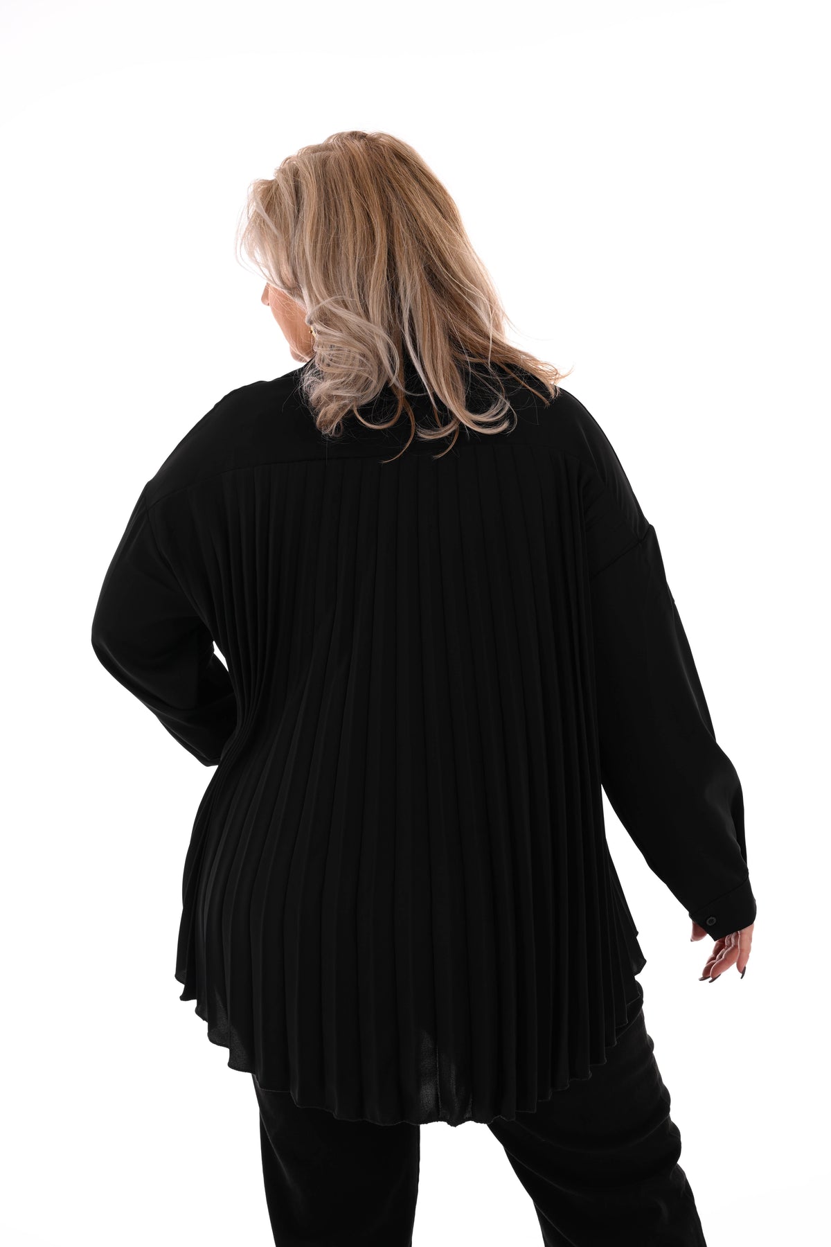 Doorknoop blouse uni plisse rug zwart