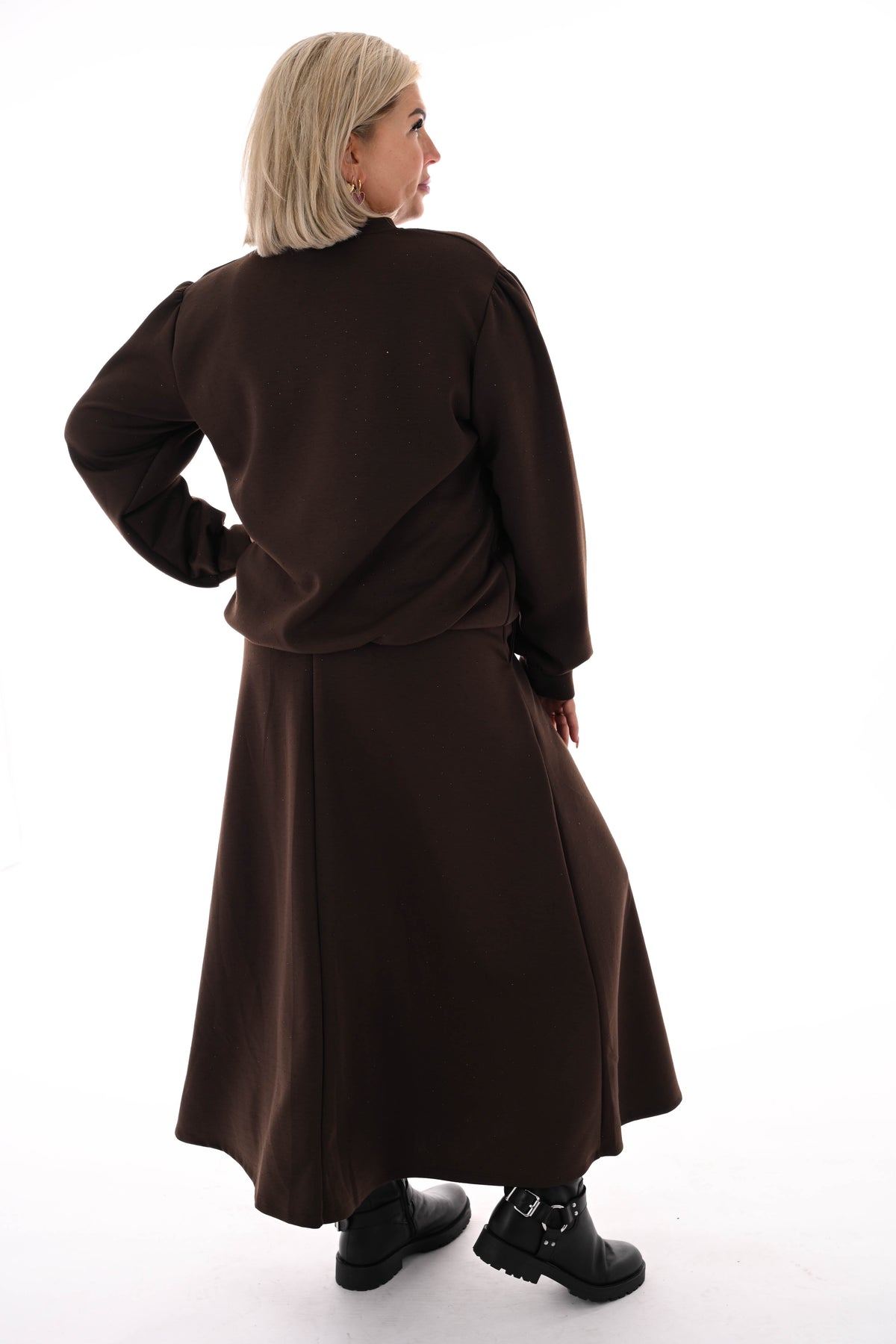 Tweedelig set sweater en rok strass donkerbruin