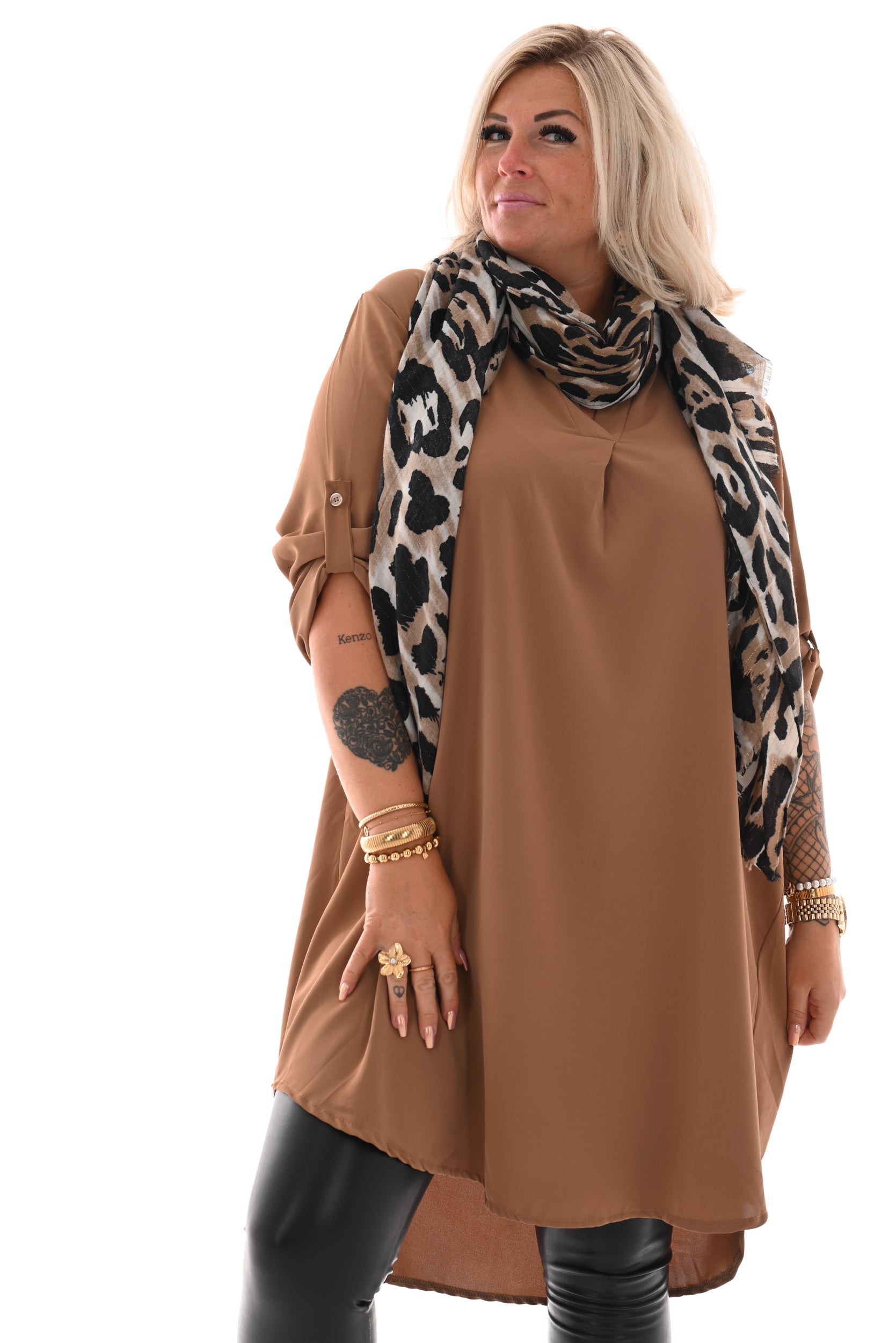 Tuniek ophaalmouw v-hals uni camel