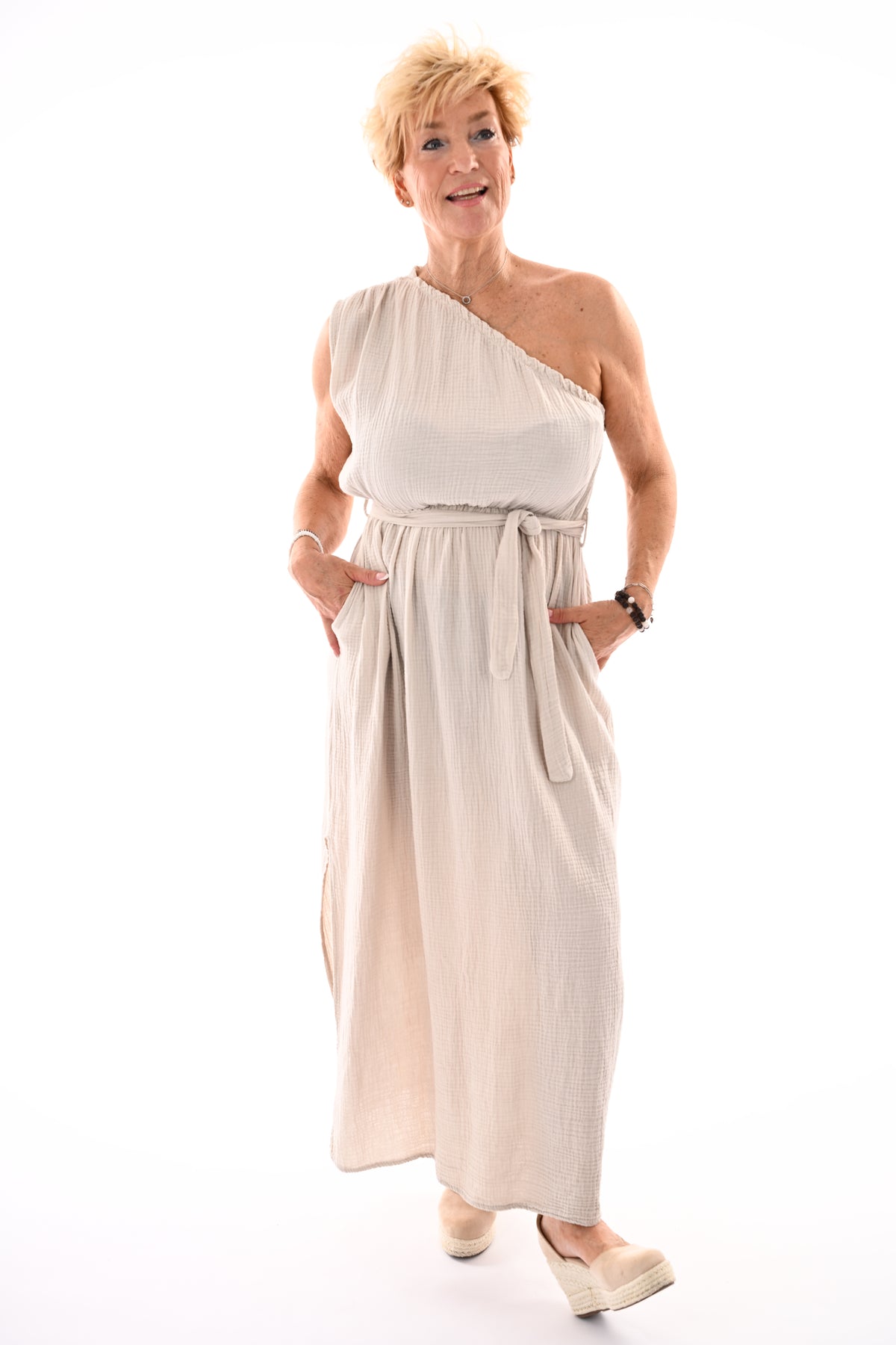 Lange wafel jurk one-shoulder beige