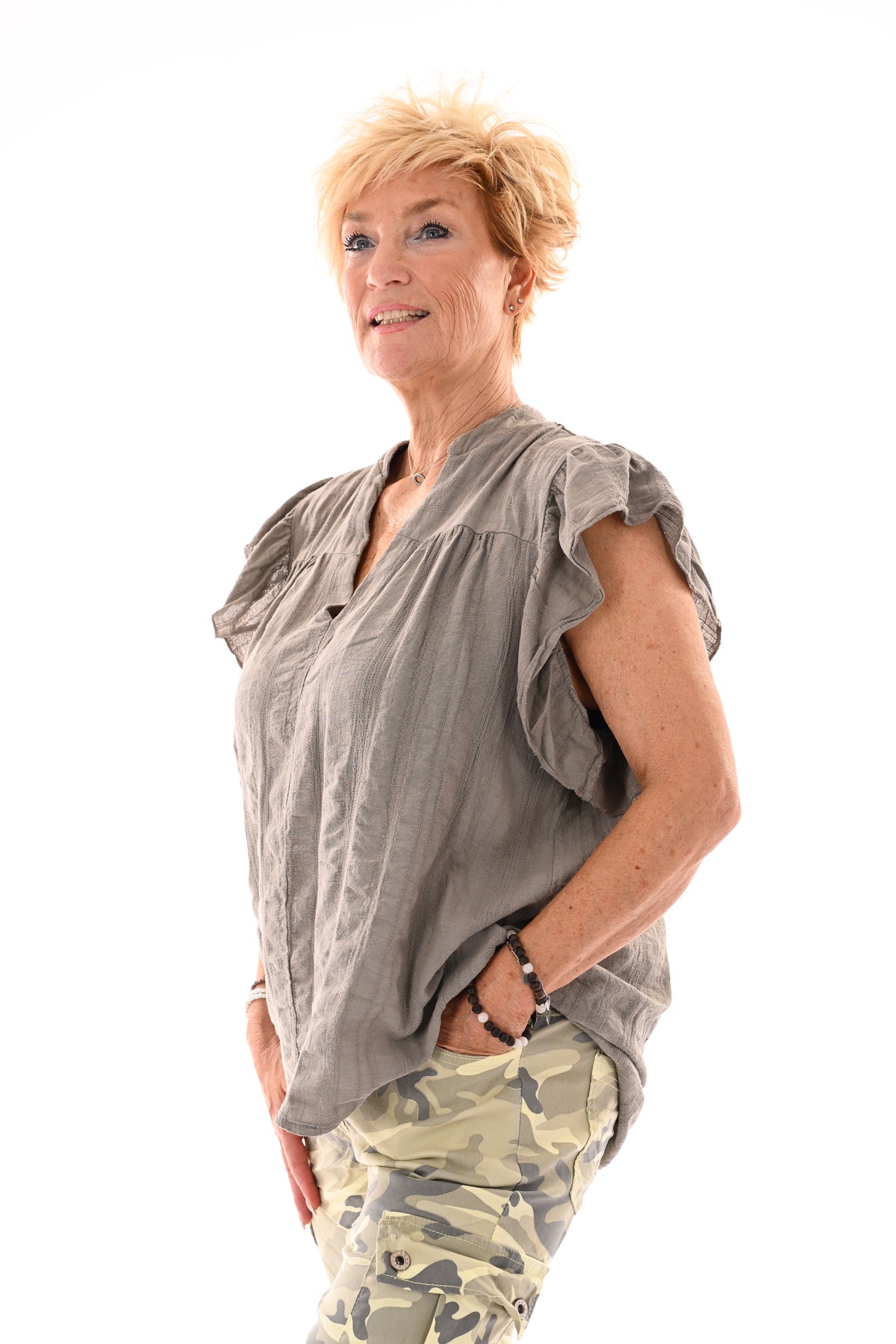 Top korte roezelmouwen v-hals taupe