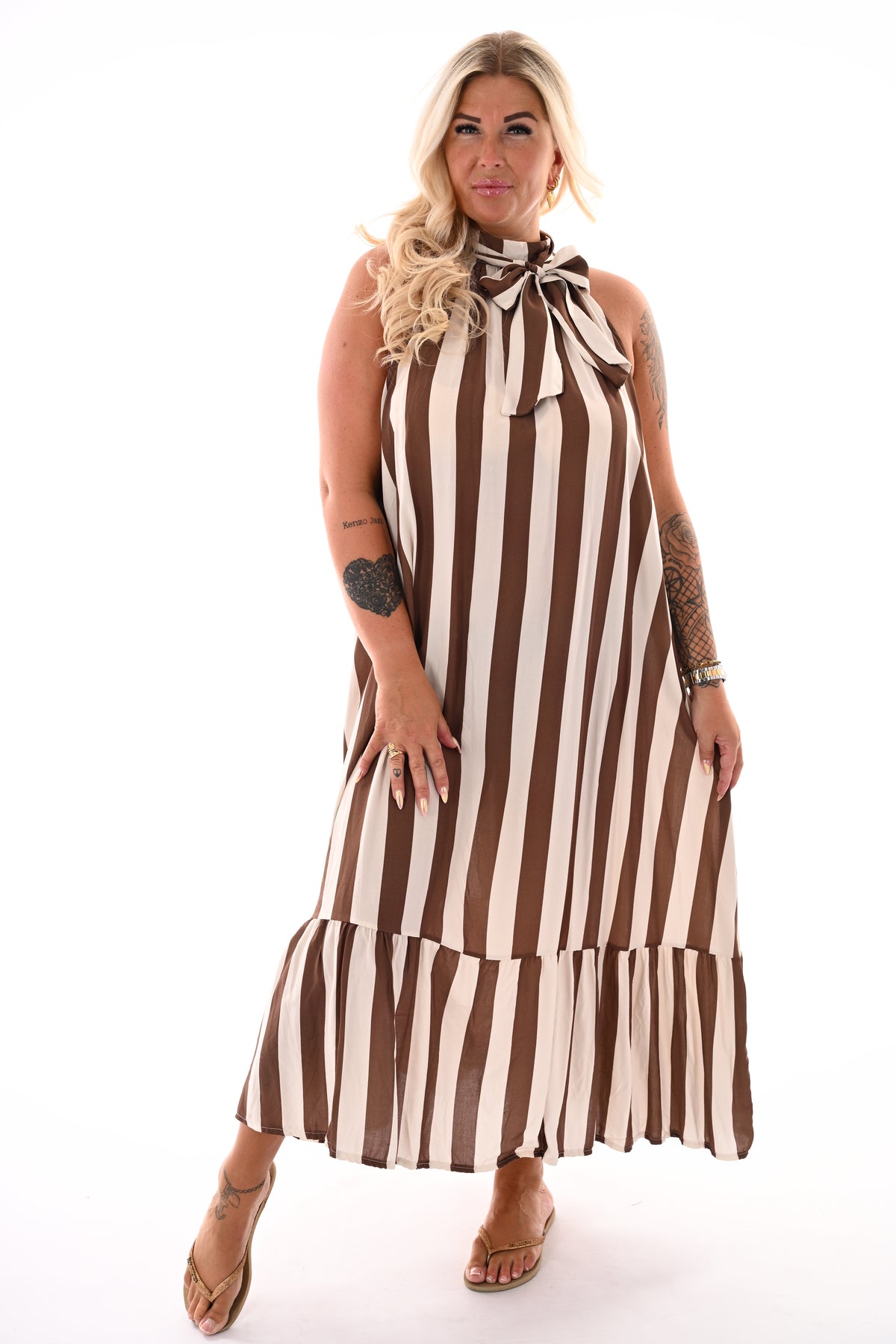 Lange halter jurk met strepen creme/donkerbruin