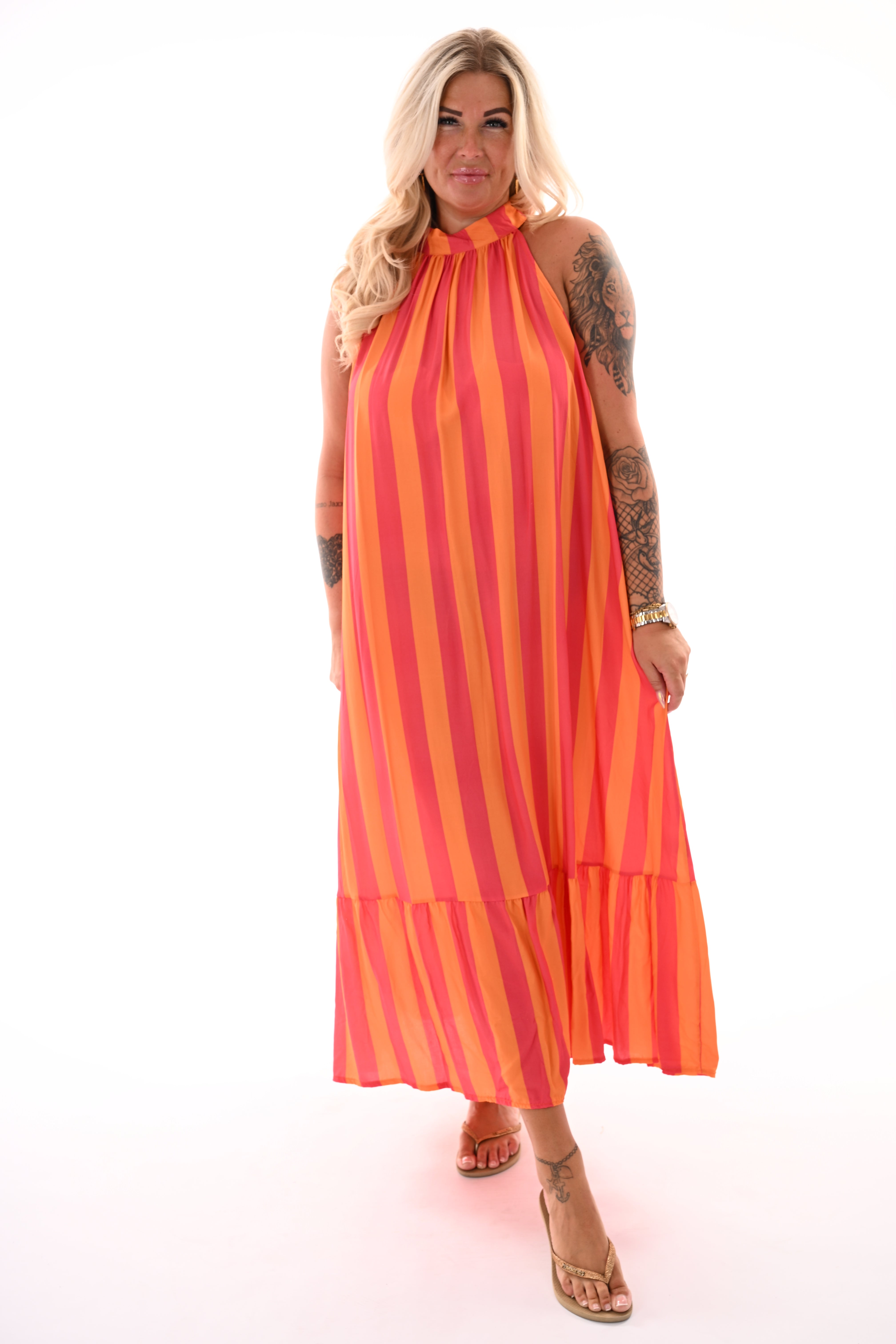 Lange halter jurk met strepen donkerroze/oranje