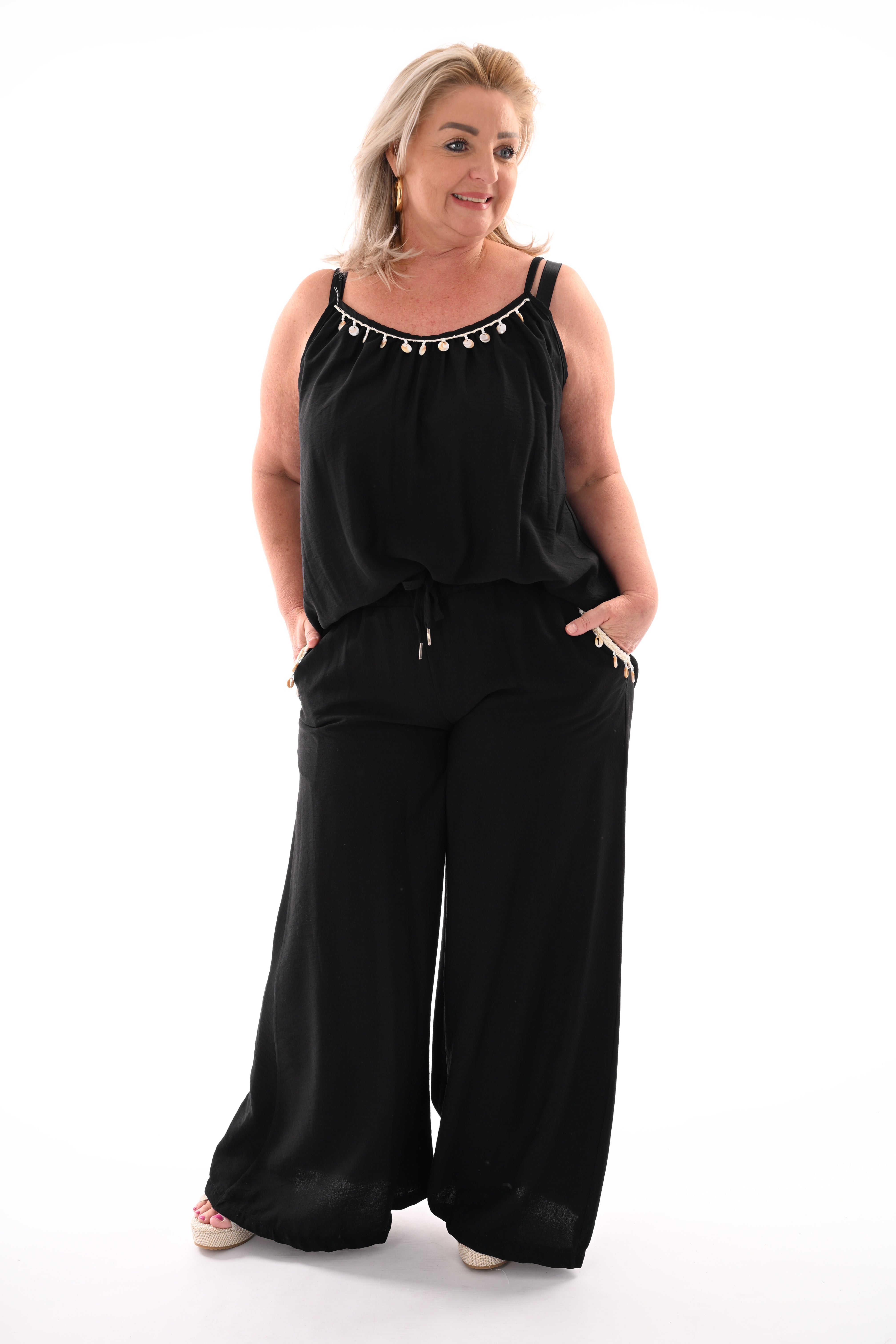 Tweedelig set top schelpjes zwart