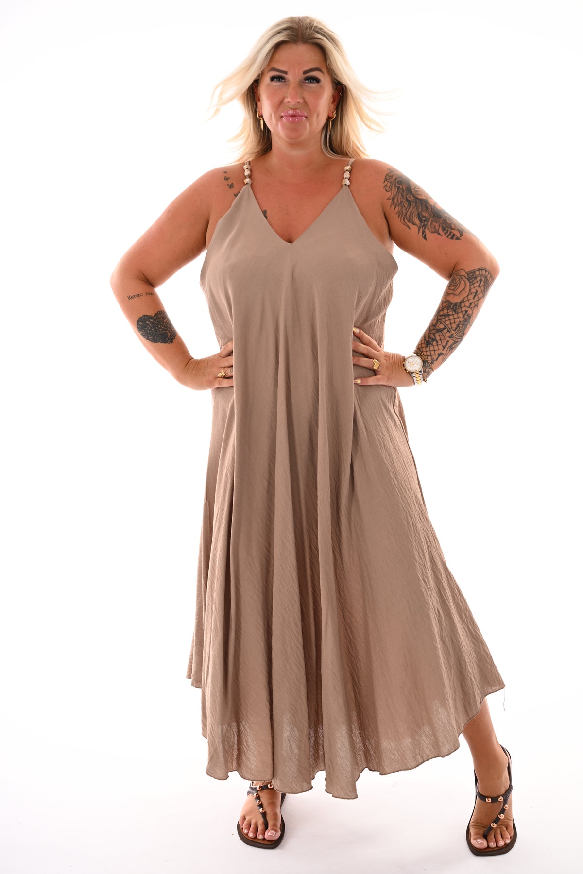 Lange jurk v-hals smalle bandjes taupe