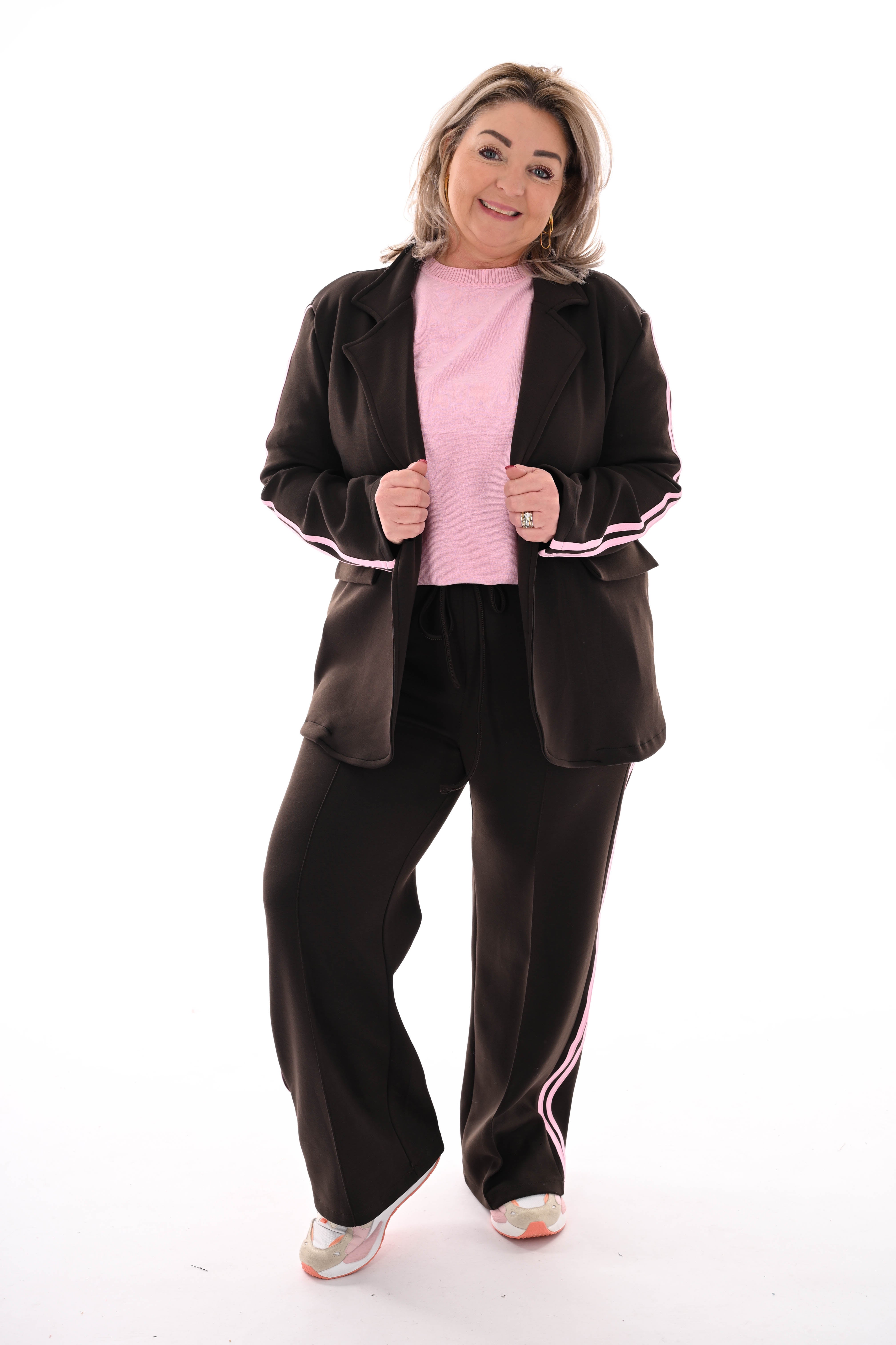 jogging blazer pak met bies bruin