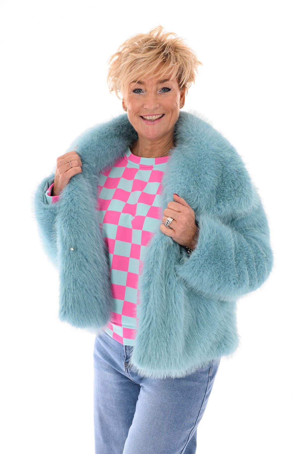 Korte faux fur jas lichtblauw