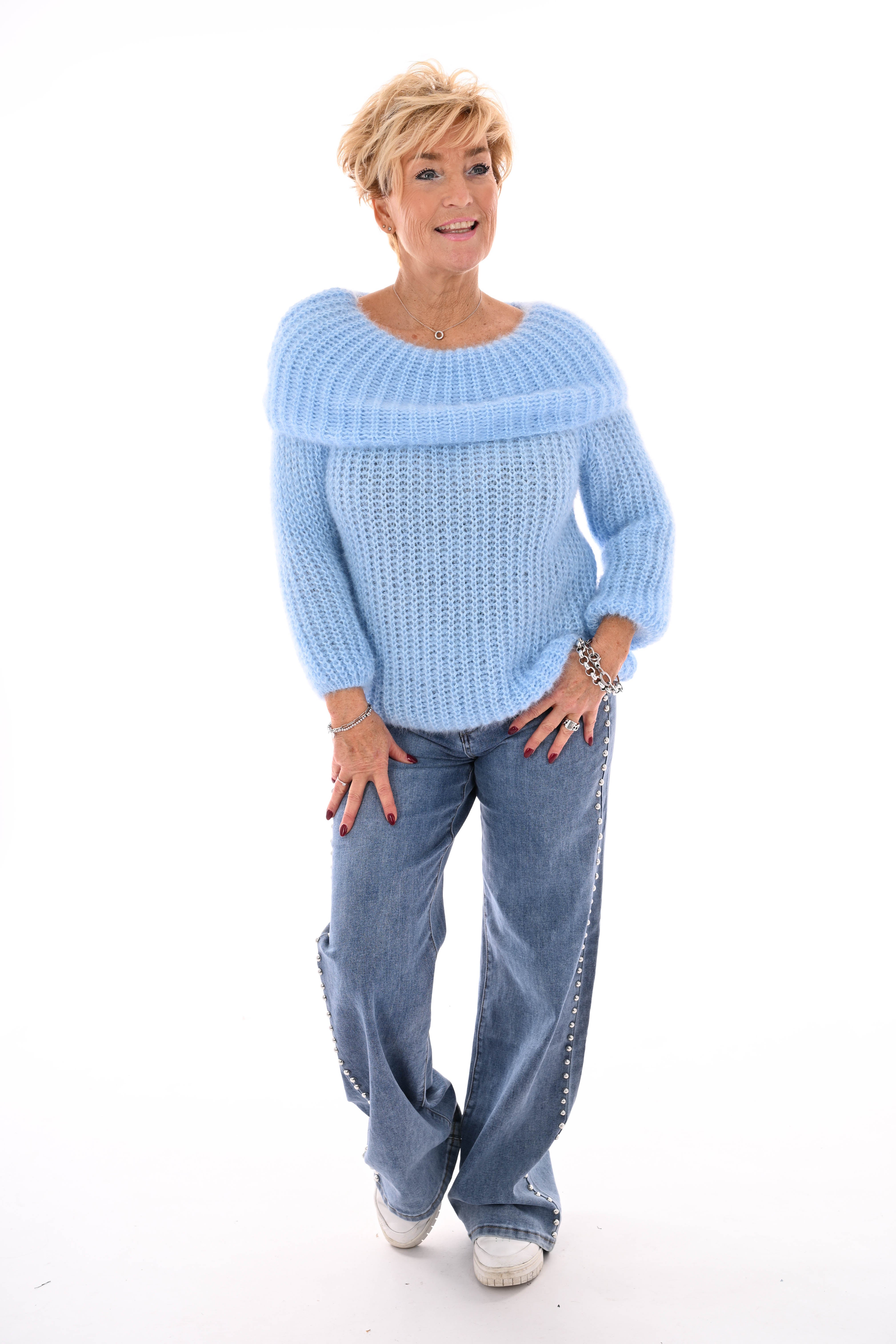 Off-shoulder trui lichtblauw