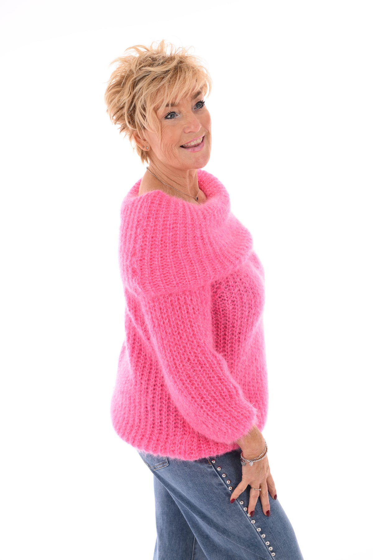 Off-shoulder trui fuchsia