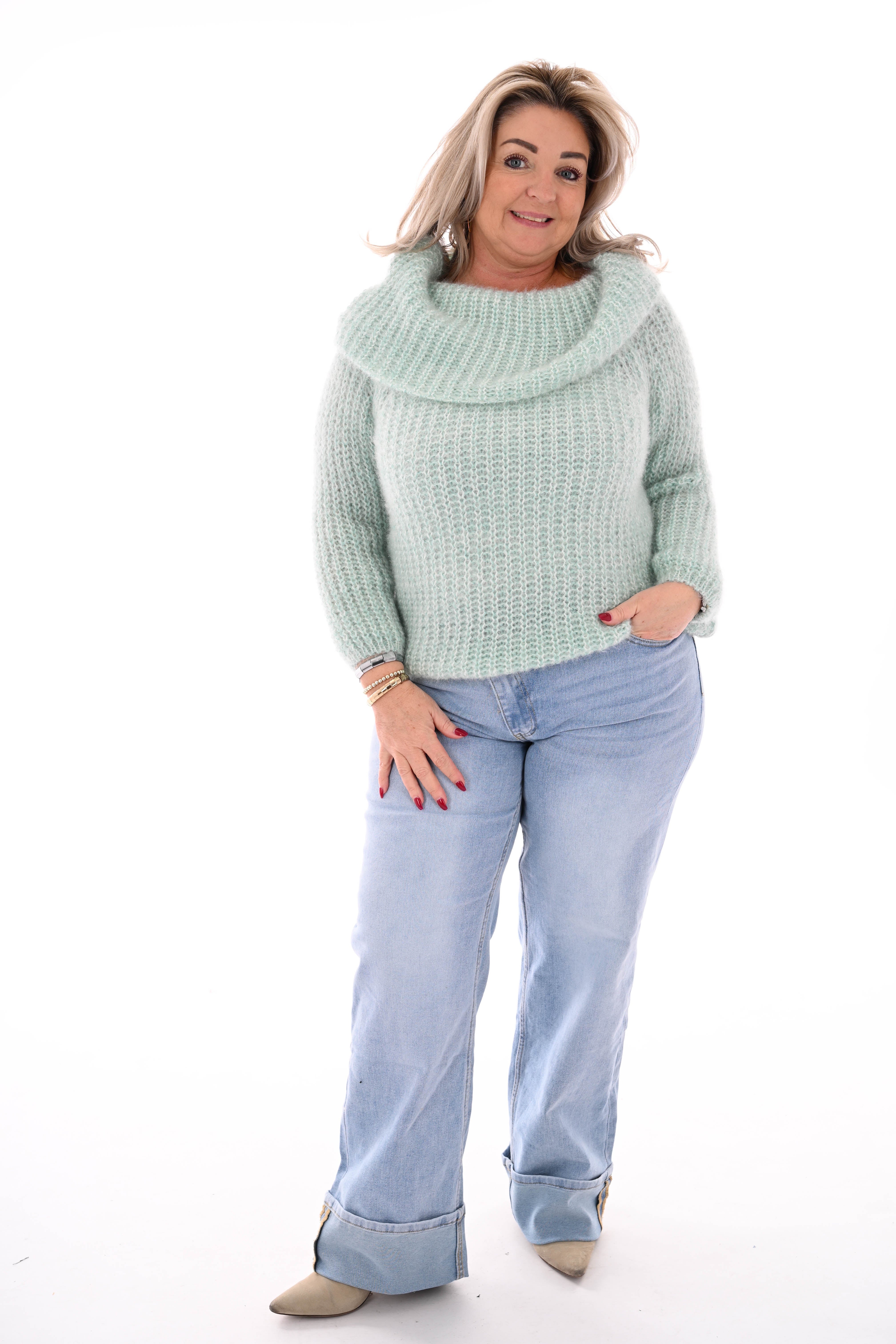 Off-shoulder trui lichtgroen