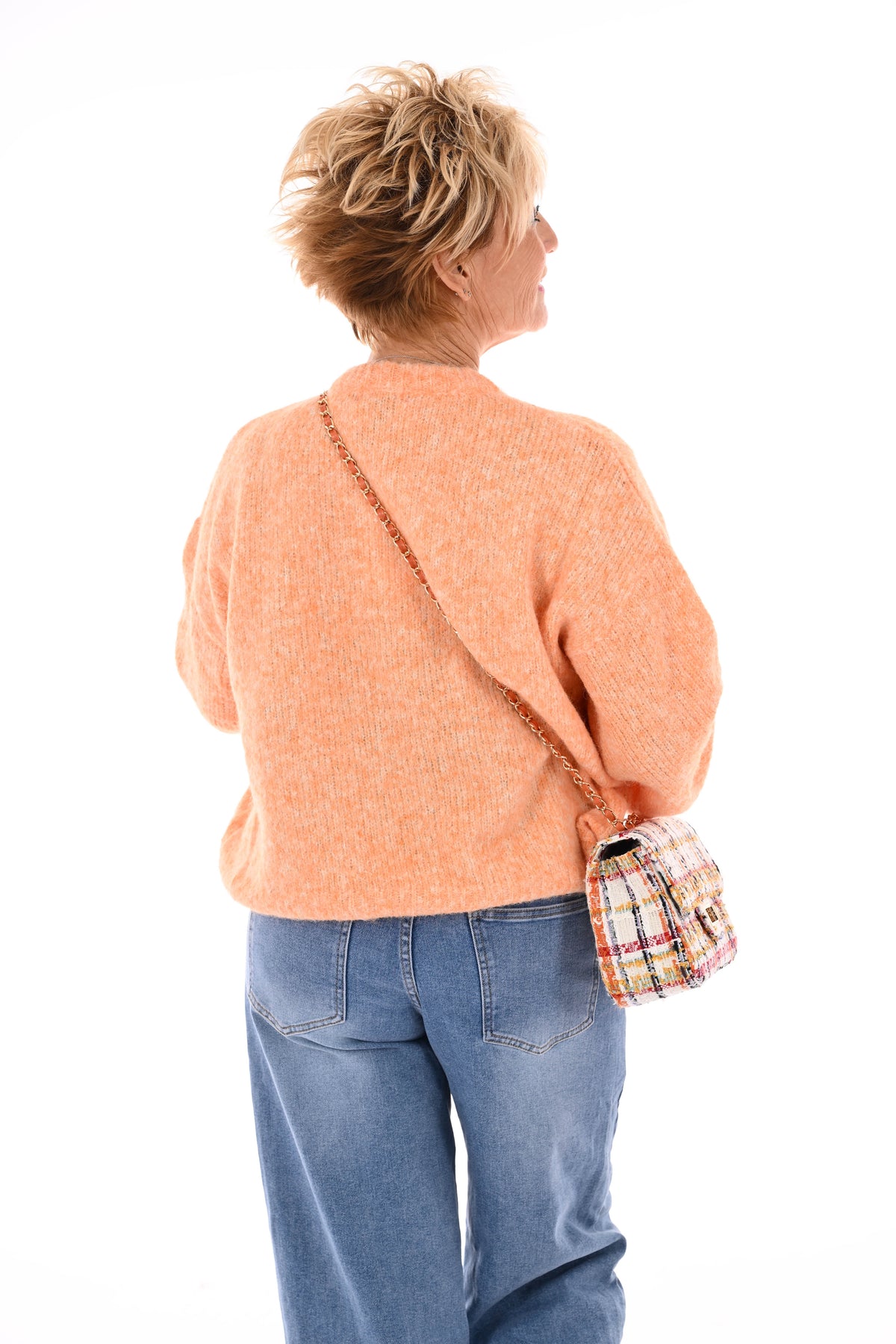 Fijn gebreide trui pofmouwen peach