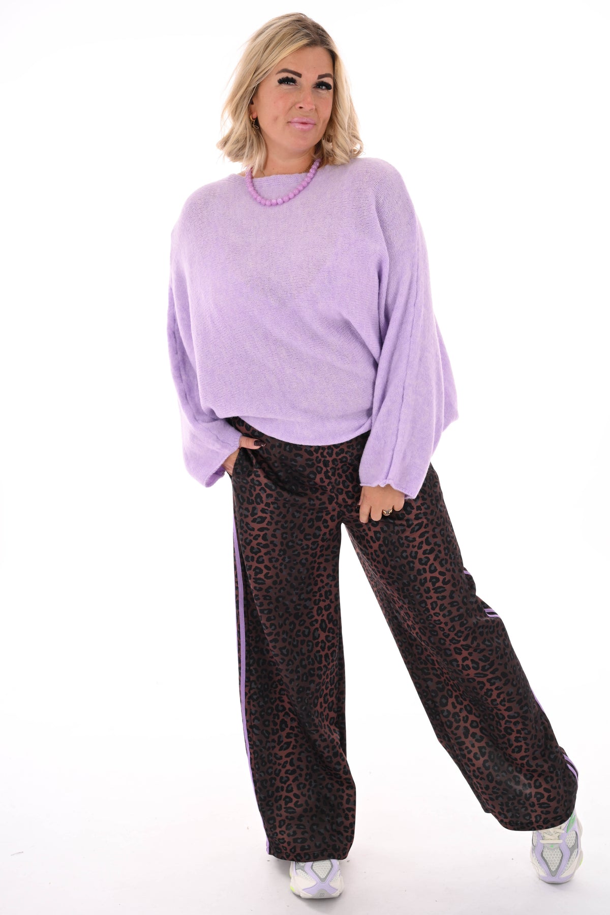 Fijn gebreide vleermuis trui uni lila