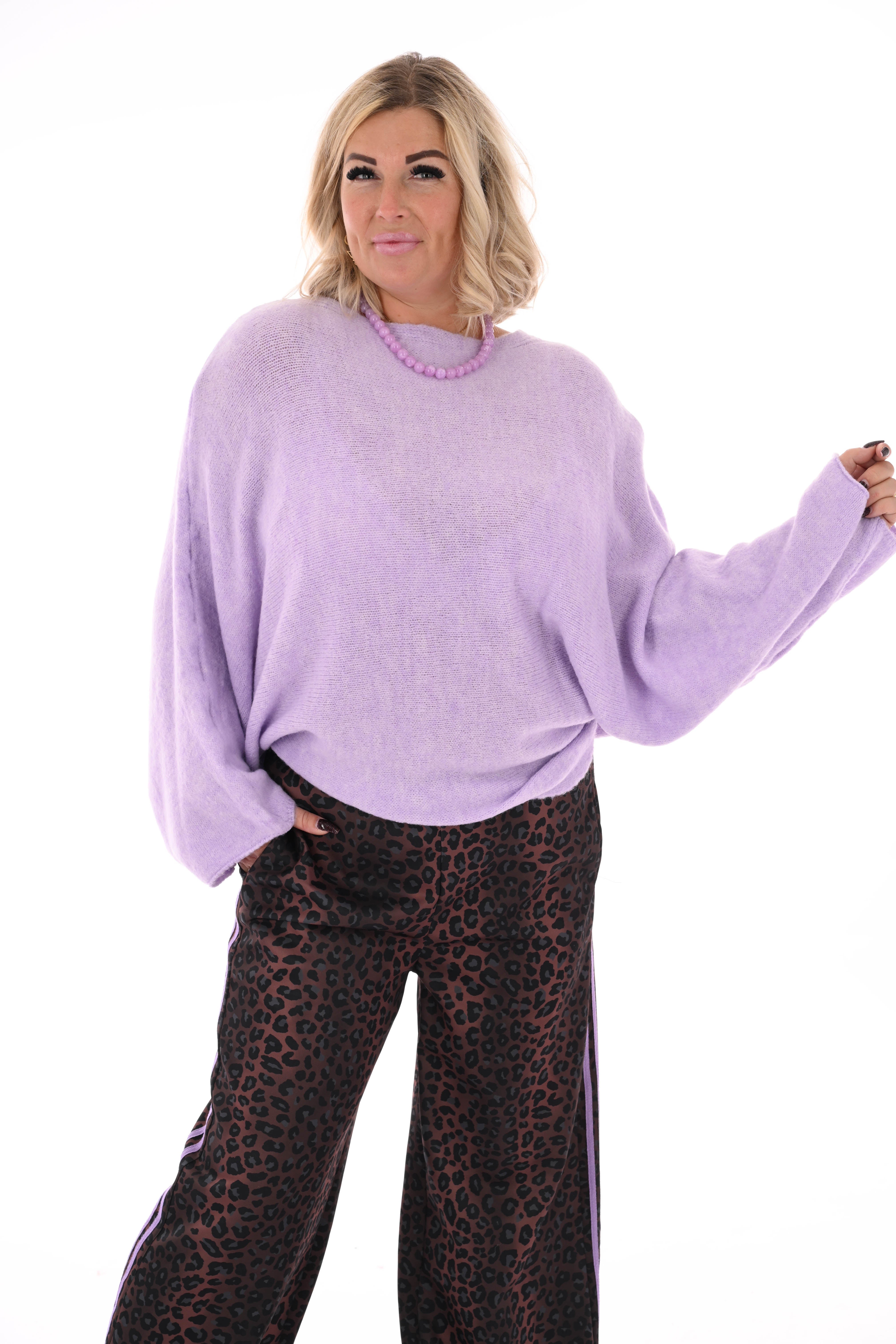 Fijn gebreide vleermuis trui uni lila