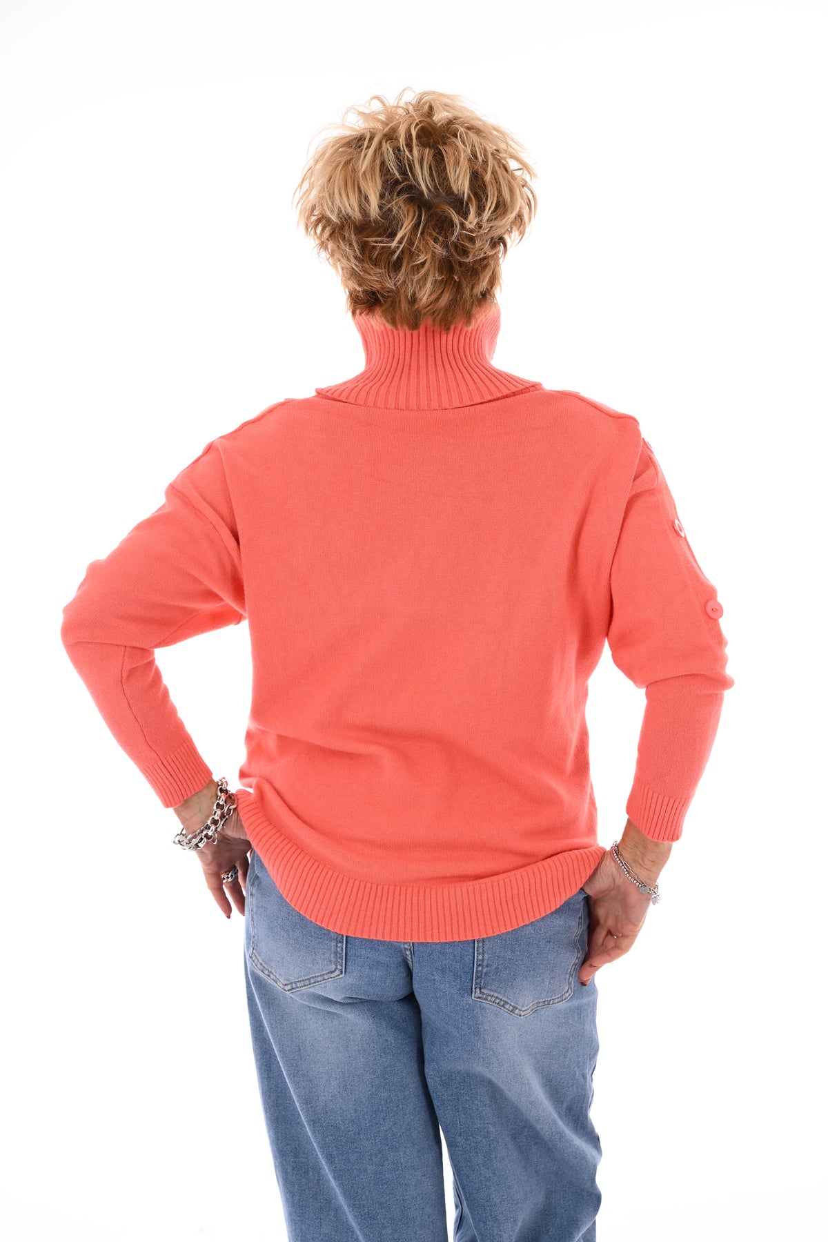 Losse coltrui met knopen oranje