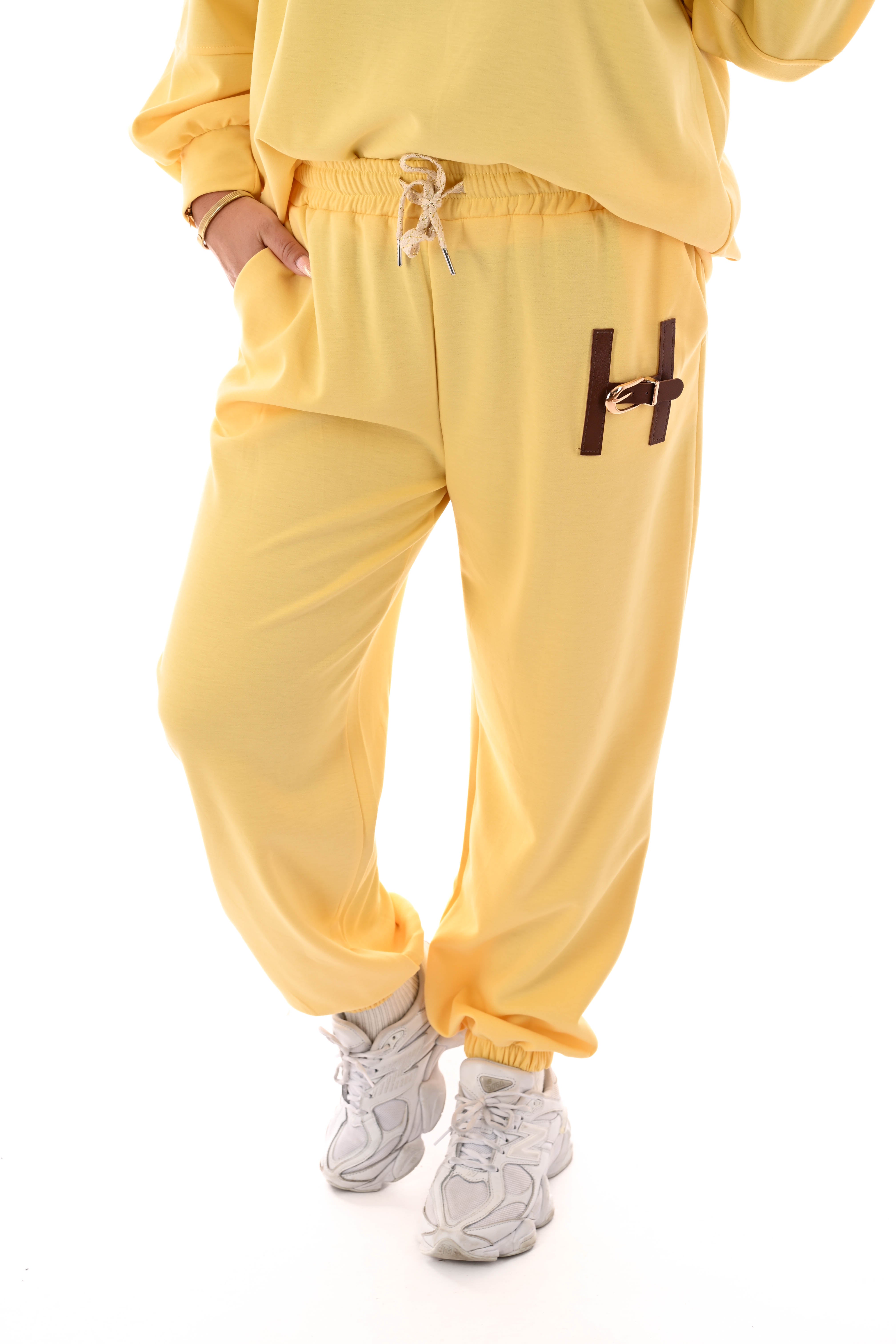 Tweedelig joggingspak H geel