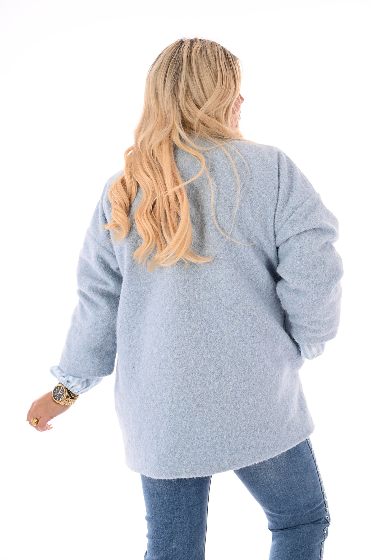 Wavy boucle jasje gedrapeerde mouwen lichtblauw