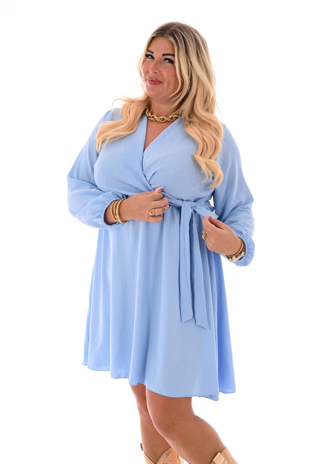 Korte jurk lange mouwen met strik uni lichtblauw
