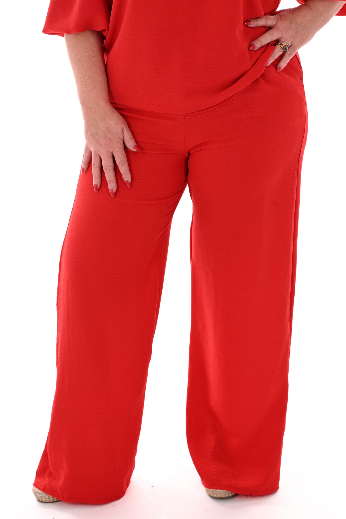 Tweedelig pak 3/4e pofmouwen uni rood