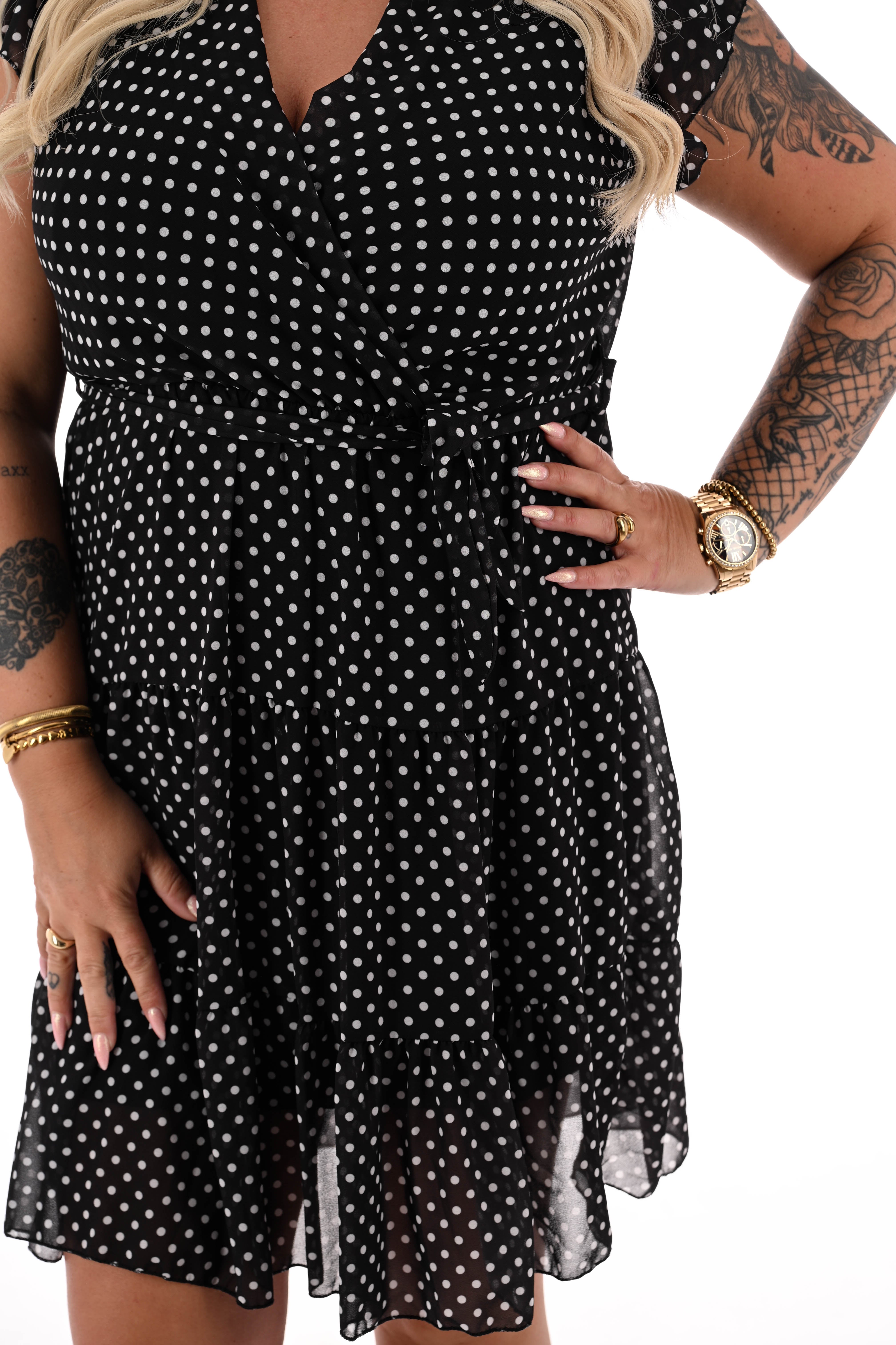 Korte jurk stroken en ceintuur print dots zwart/wit