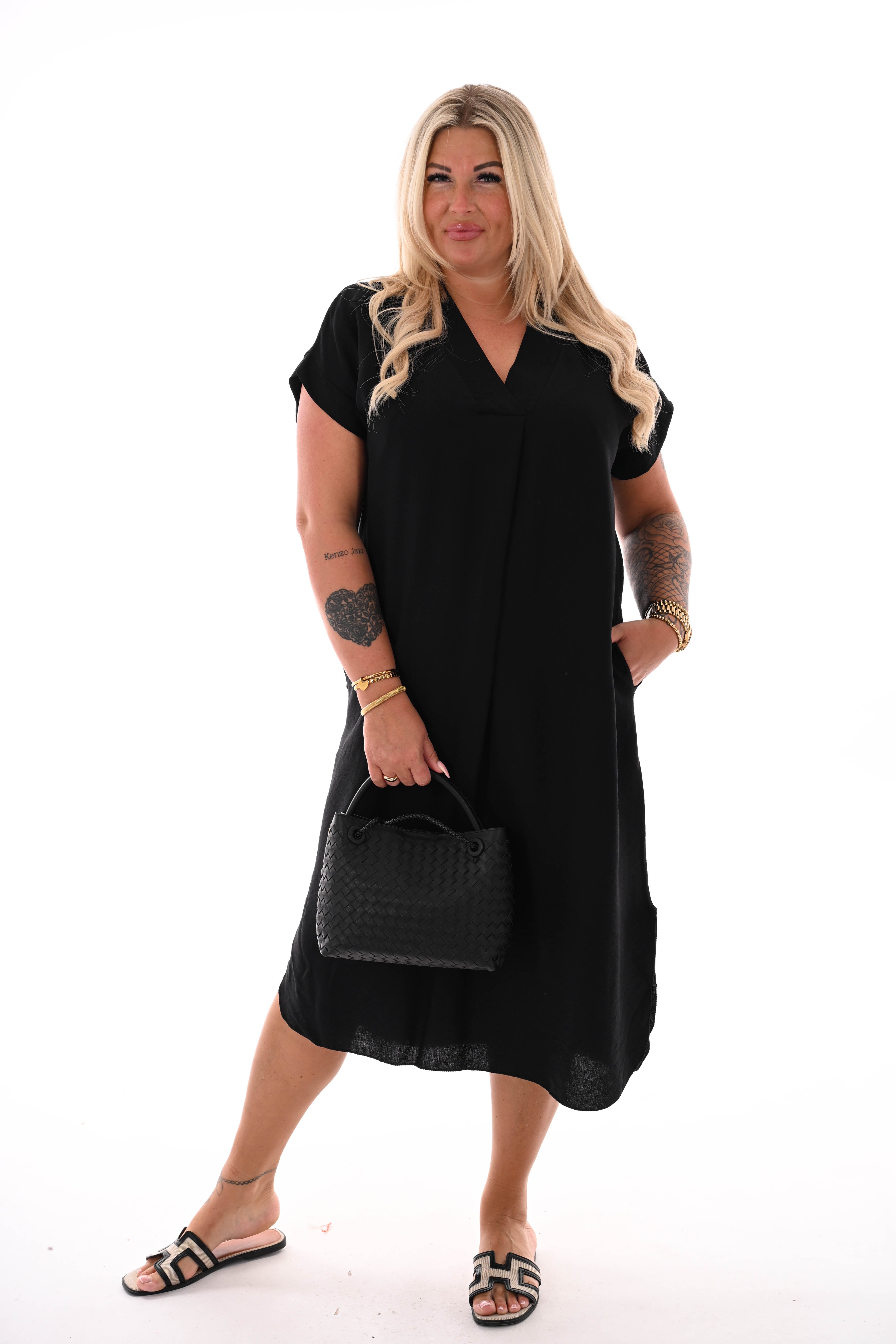 Lange jurk v-hals met zakken zwart