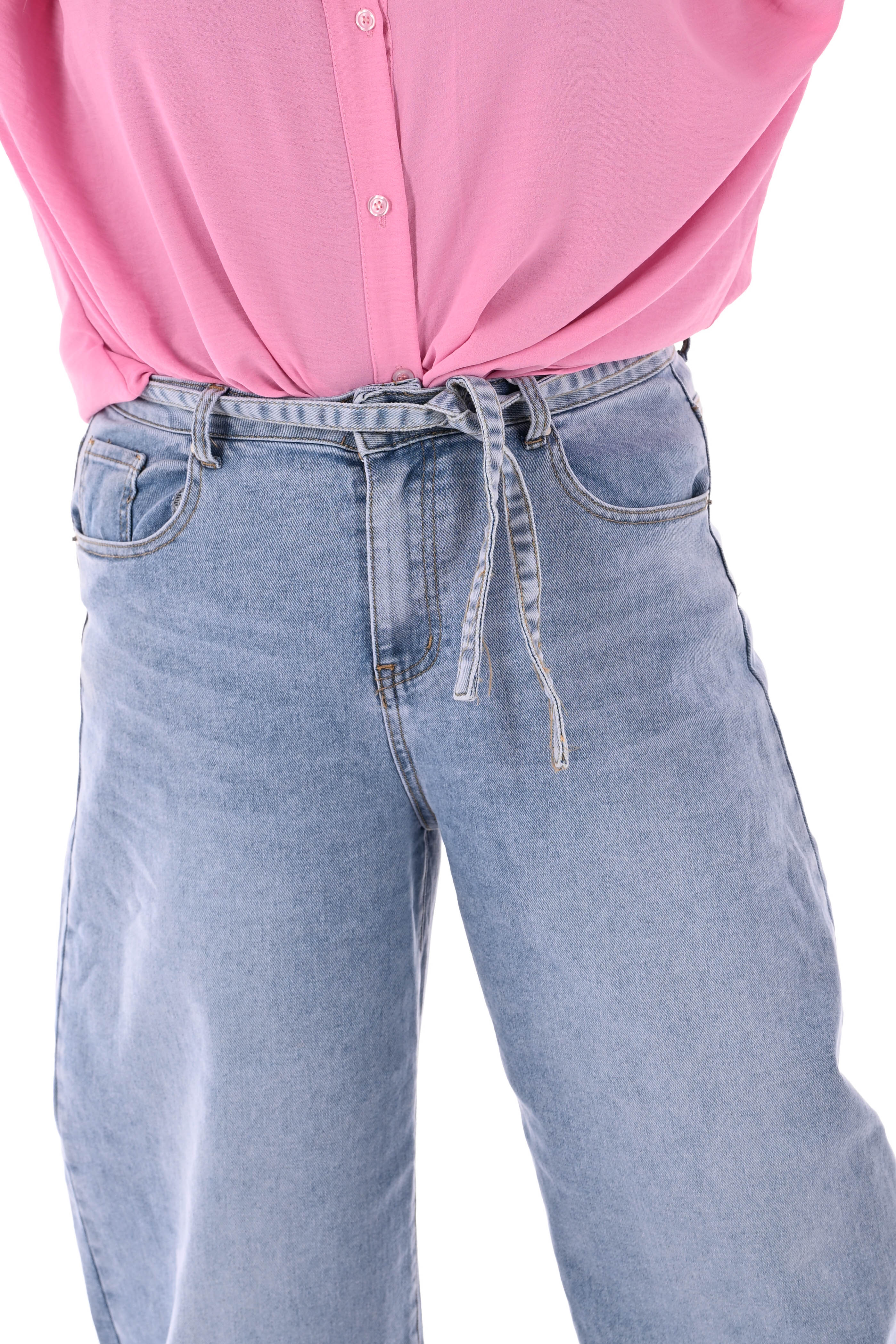 Monday jeans ballon fit met ceintuur lichtblauw