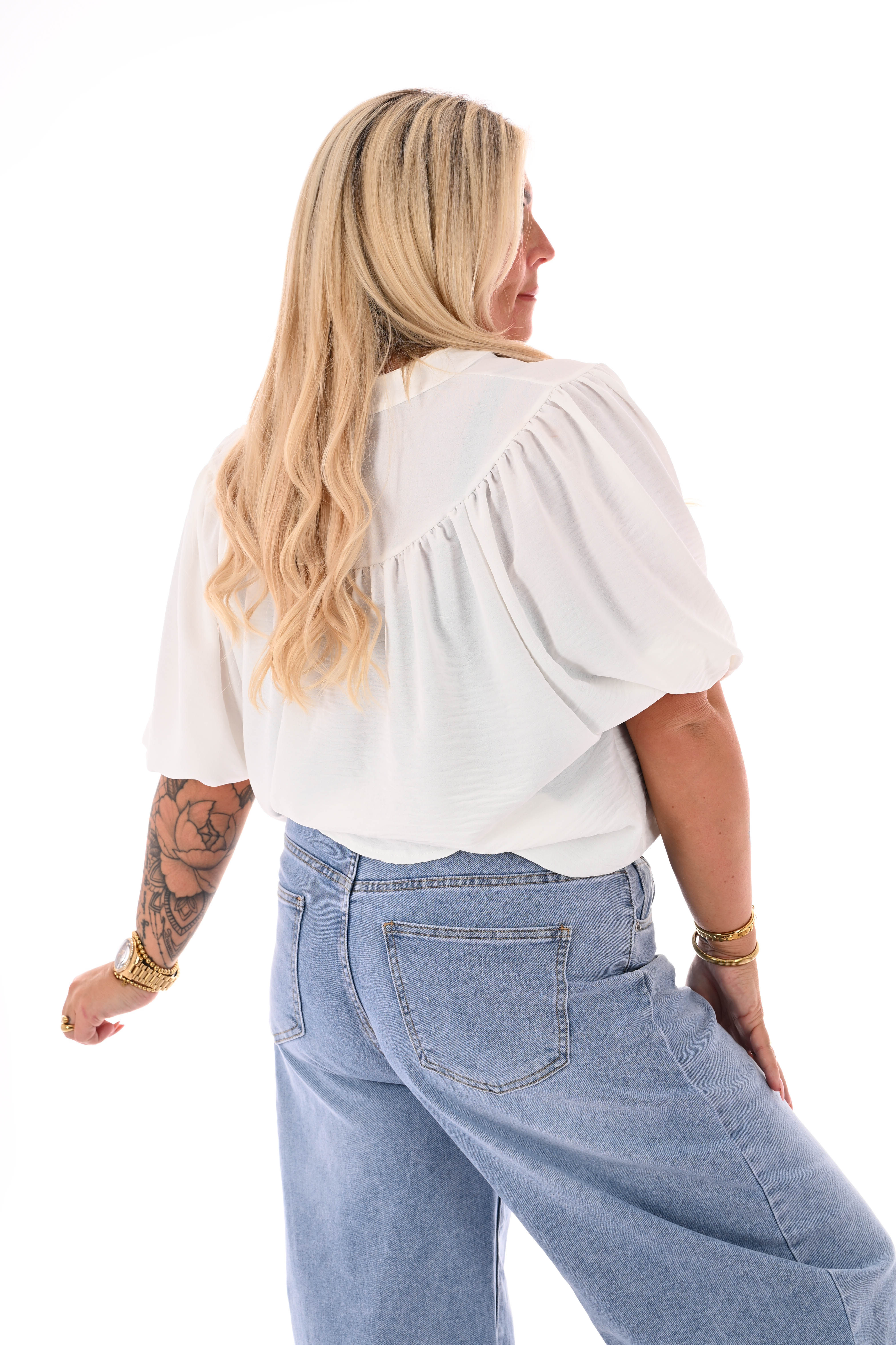 Doorknoop blouse korte pofmouwen uni roomwit