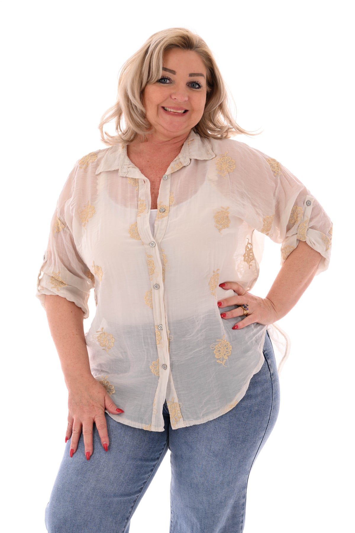 Doorknoop blouse ophaalmouwen borduursels beige