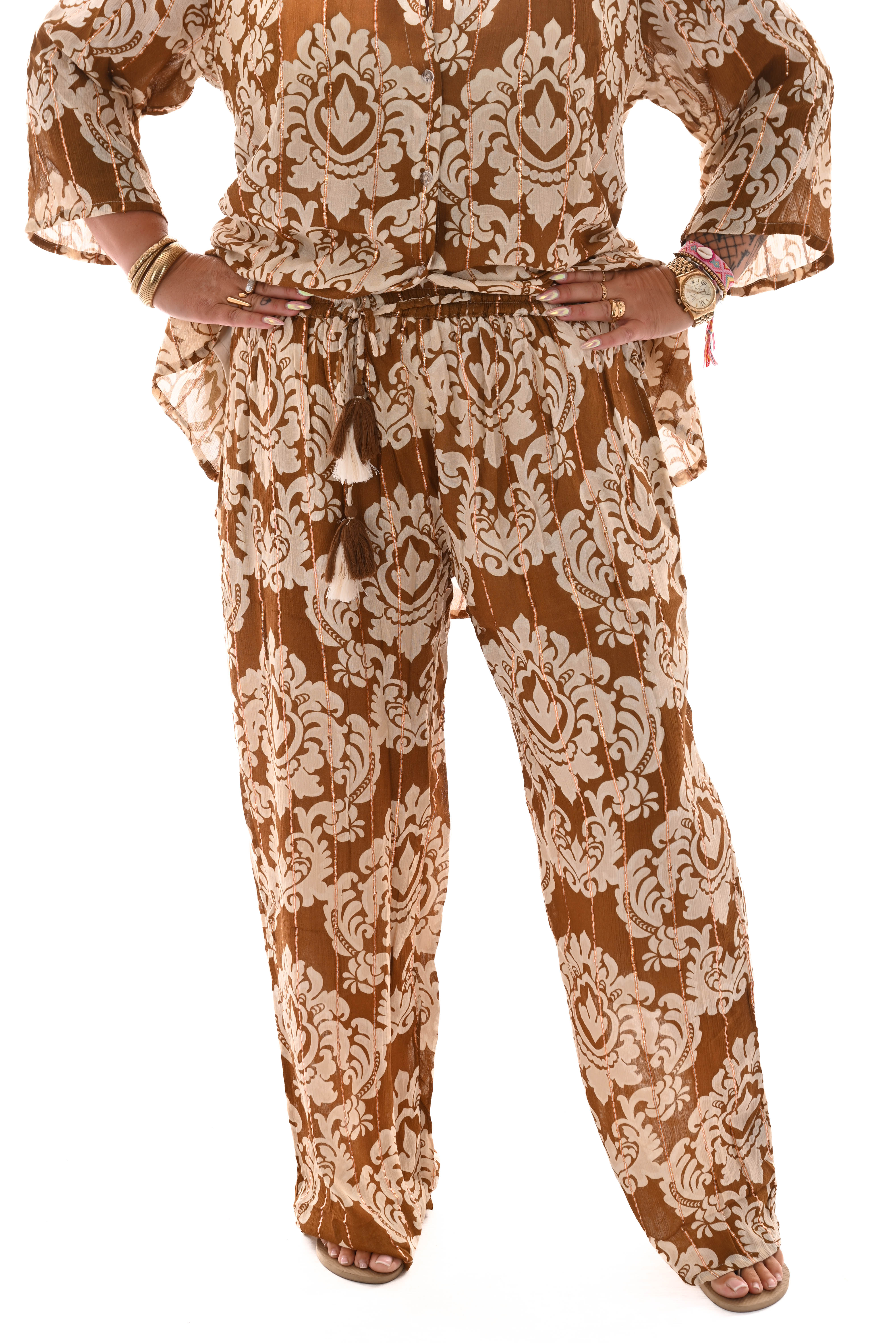 Tweedelig set barok blouse met broek bruin