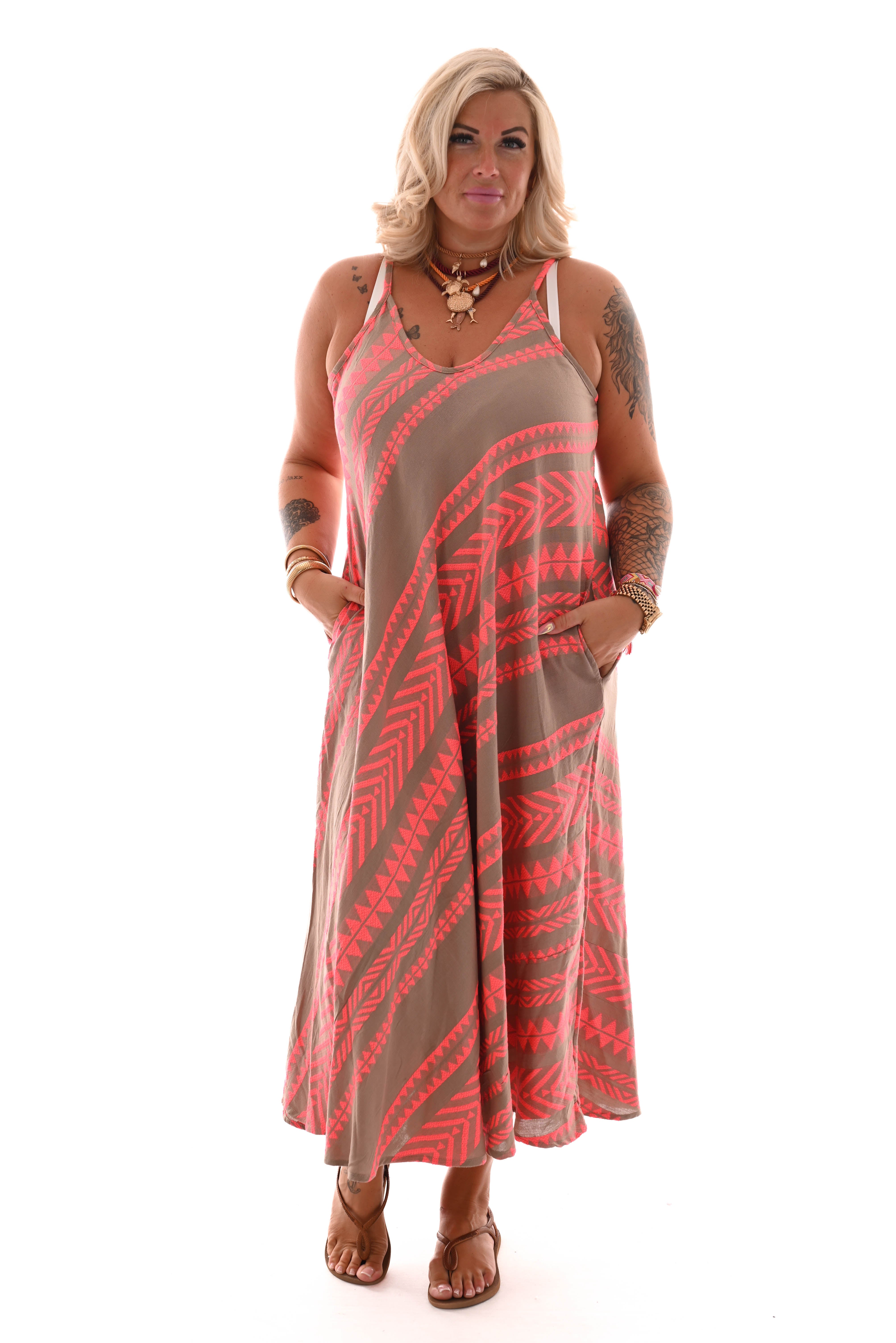 Jurk spaghetti bandjes aztec taupe/koraal