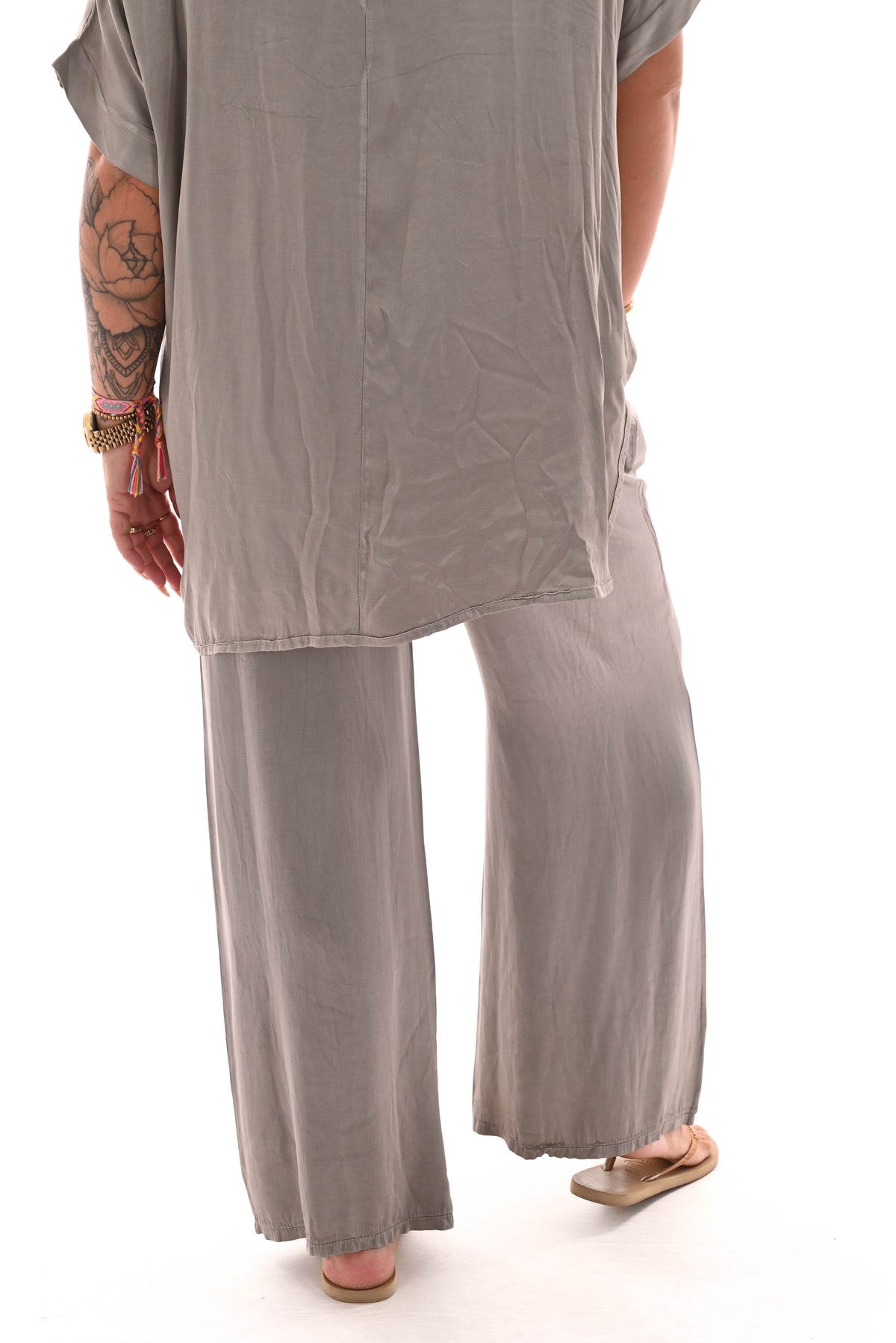 Wijde broek silky taupe