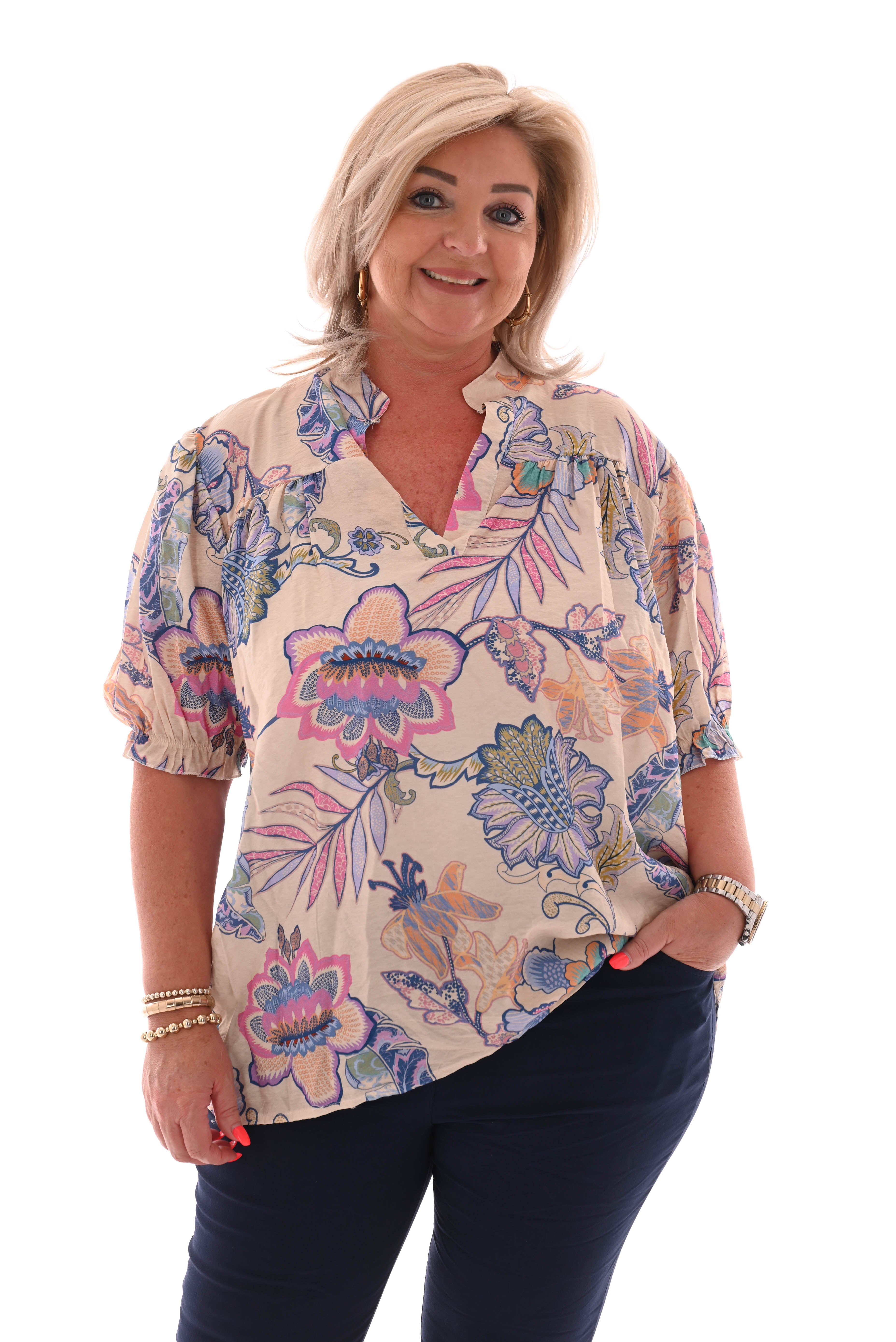 Shirt v-hals bloemen korte pofmouwen jeansblauw