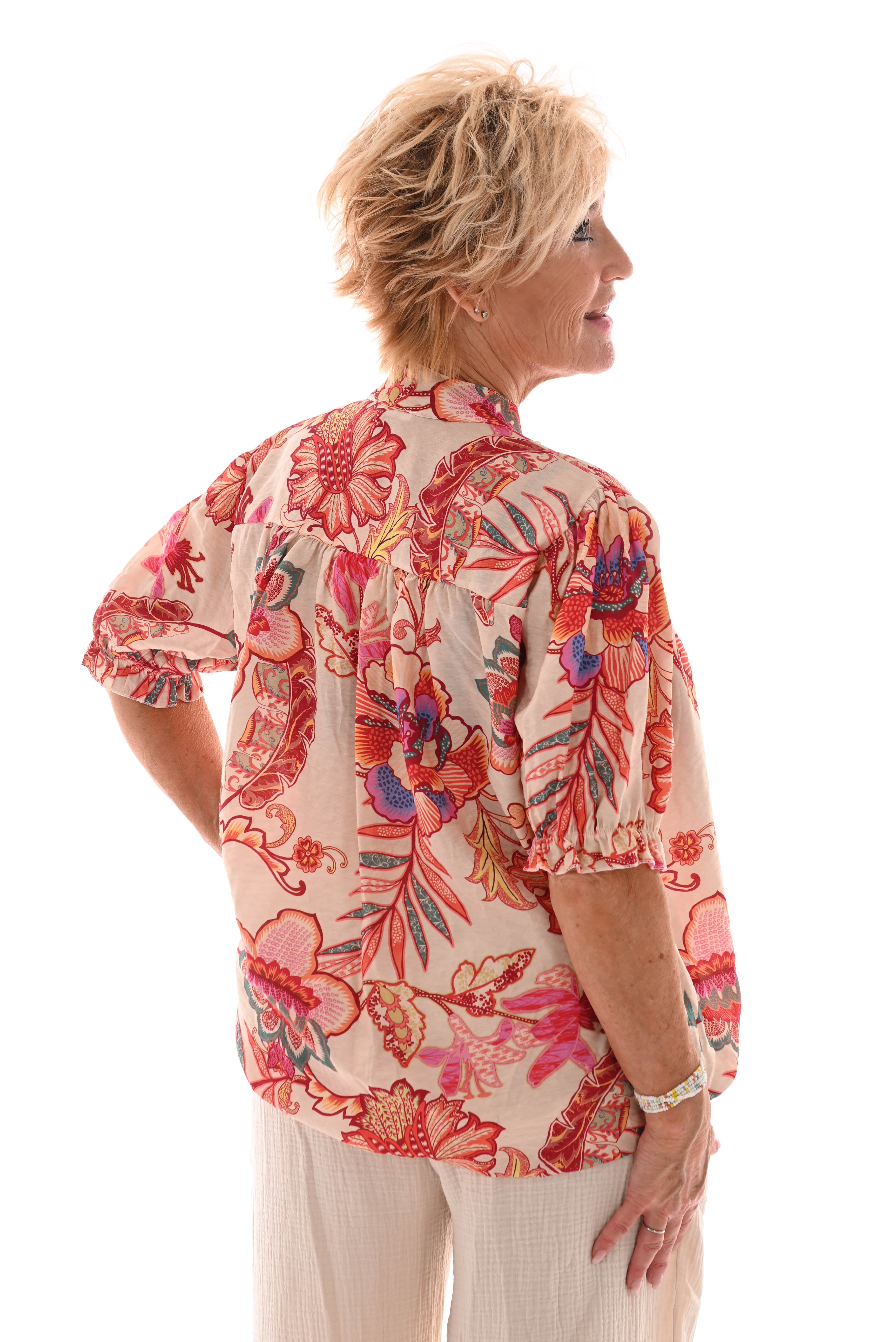 Shirt v-hals bloemen korte pofmouwen rood