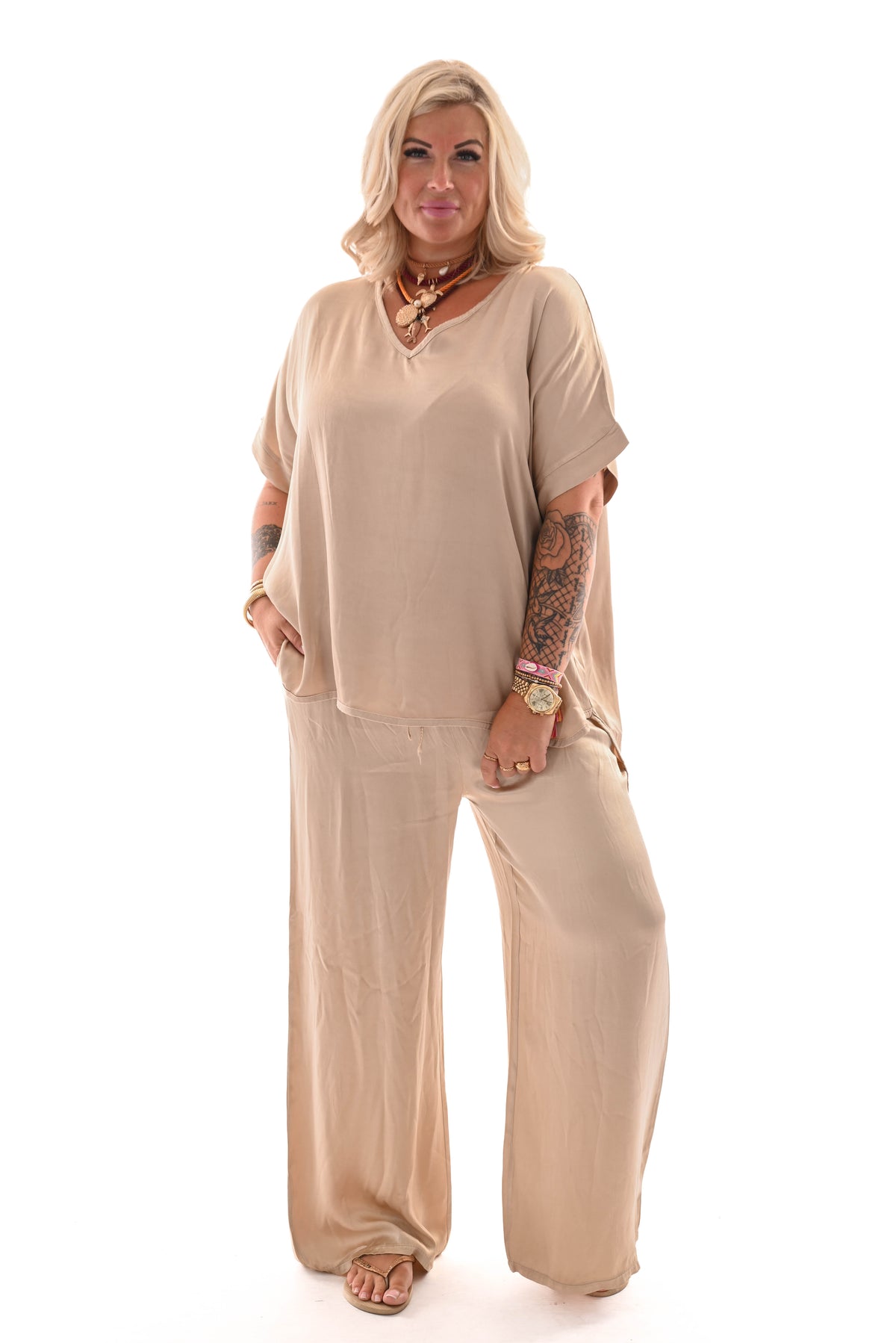 Top silky korte mouwen v-hals goud