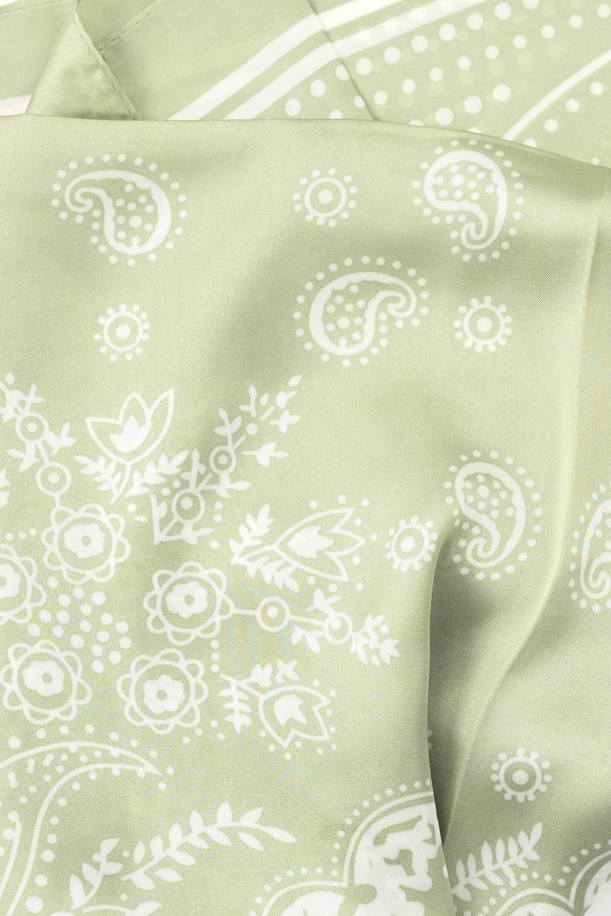 Kort sjaaltje paisley lichtgroen