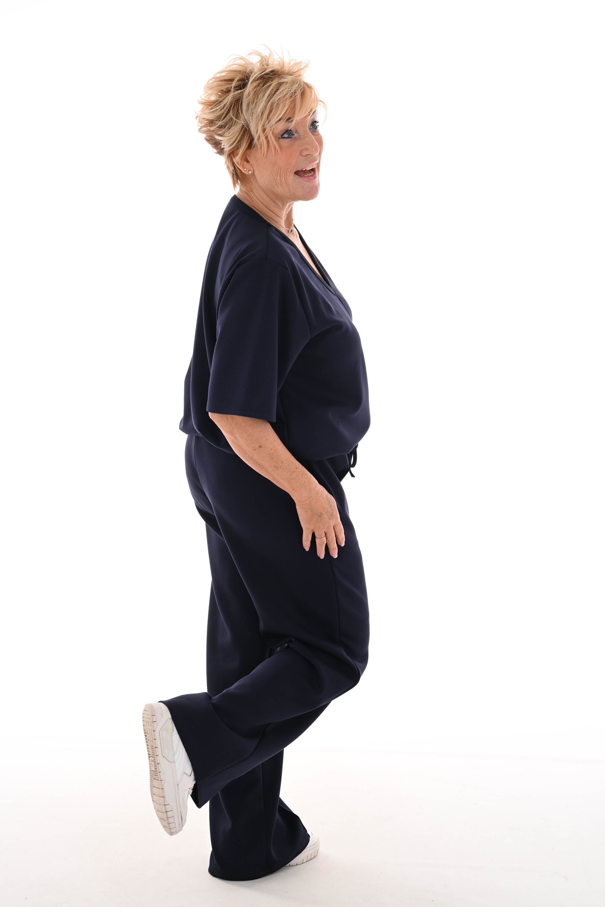 Tweedelig pak v-hals korte mouw marineblauw