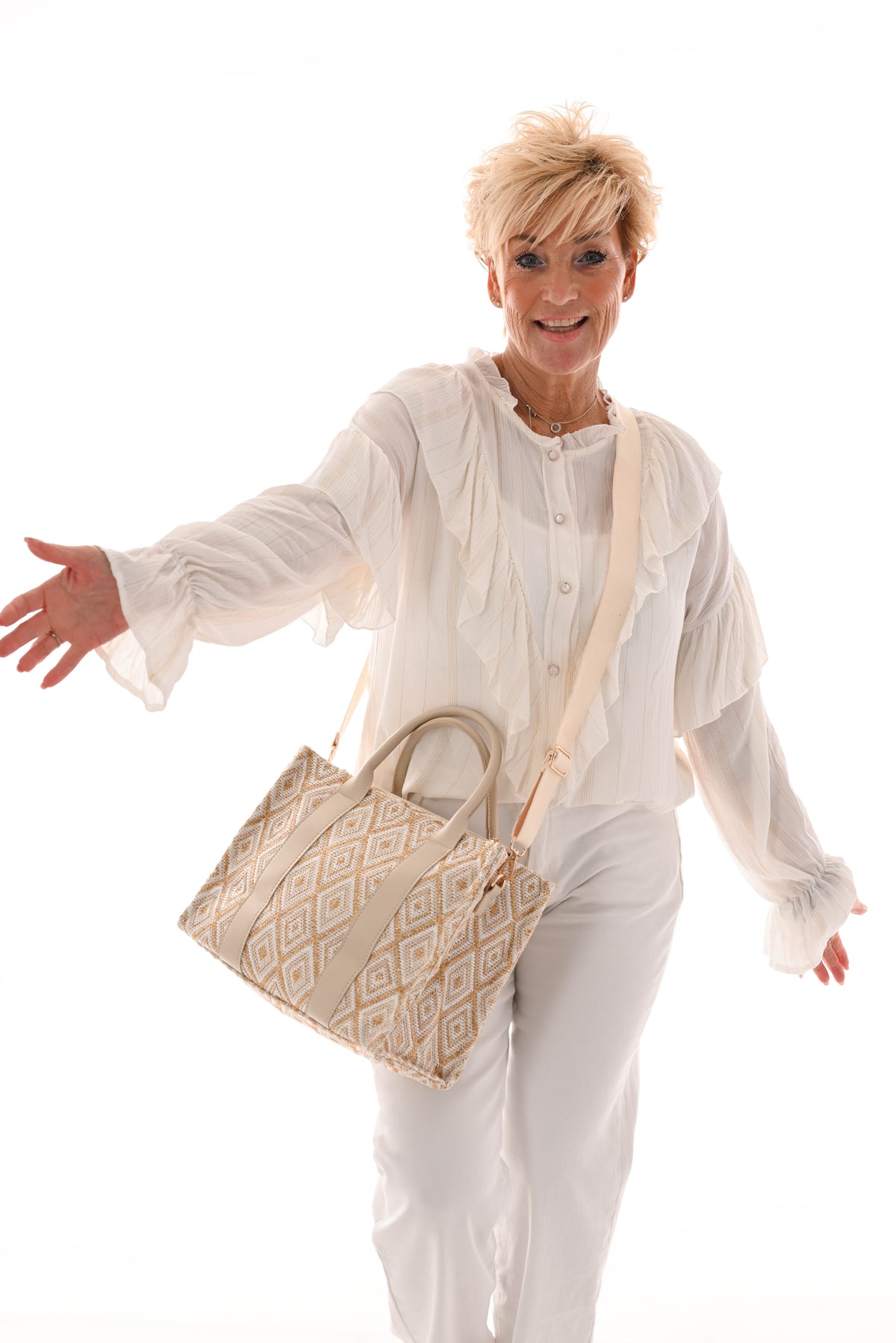 Blouse doorknoop ruffle roomwit