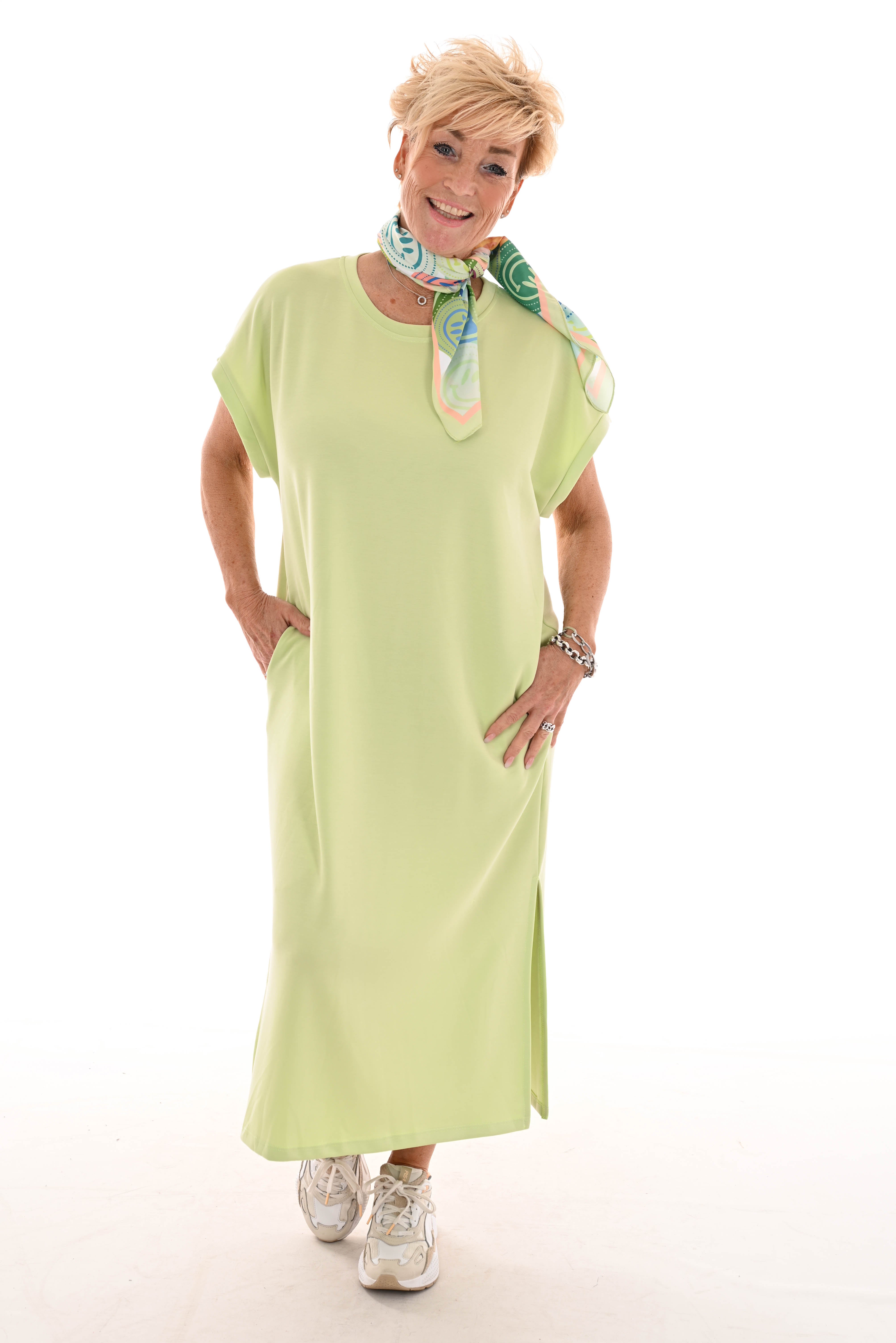 Lange t-shirt dress met zakken uni pistache