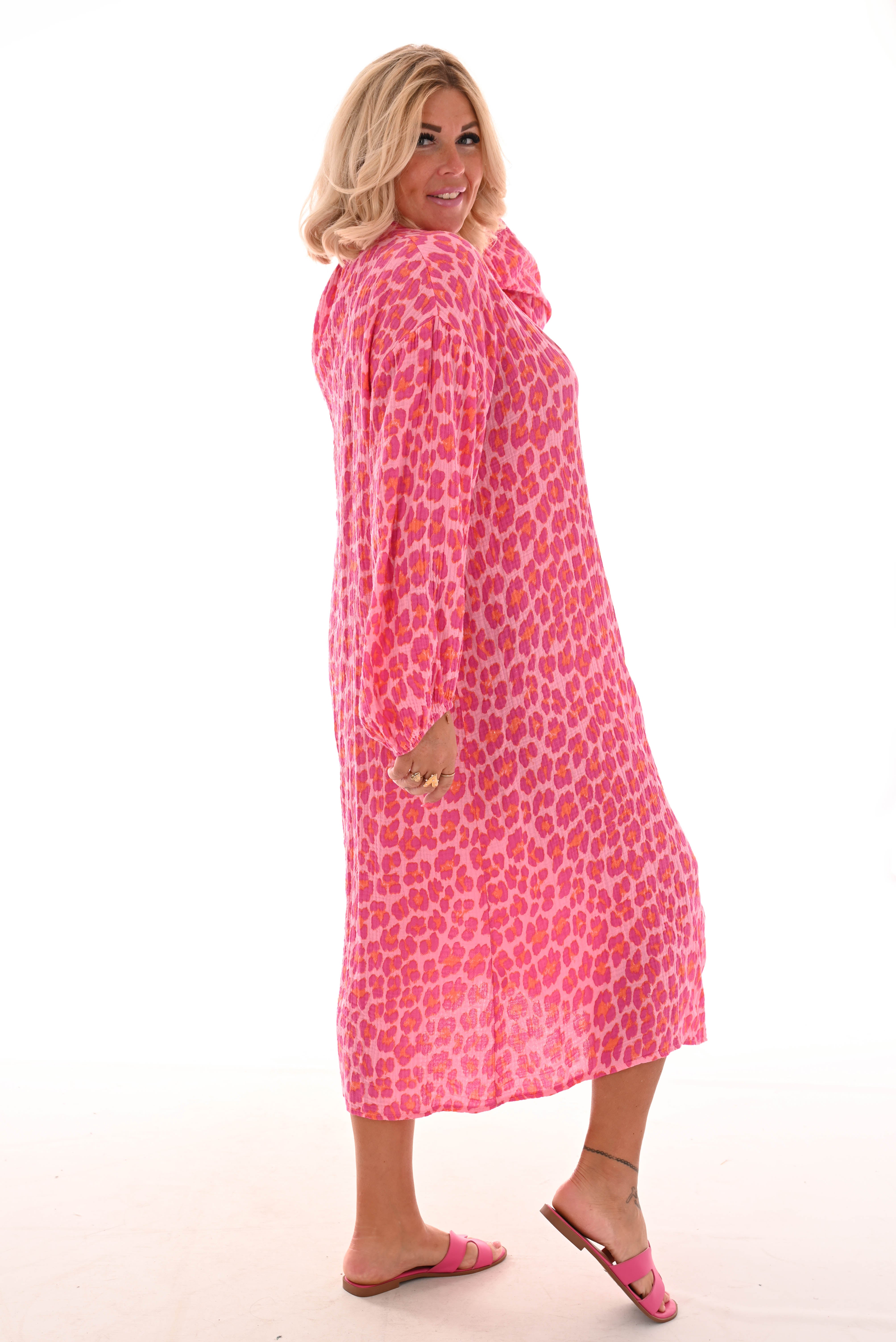 Lange doorknoop jurk wafel panterprint lichtroze/fuchsia