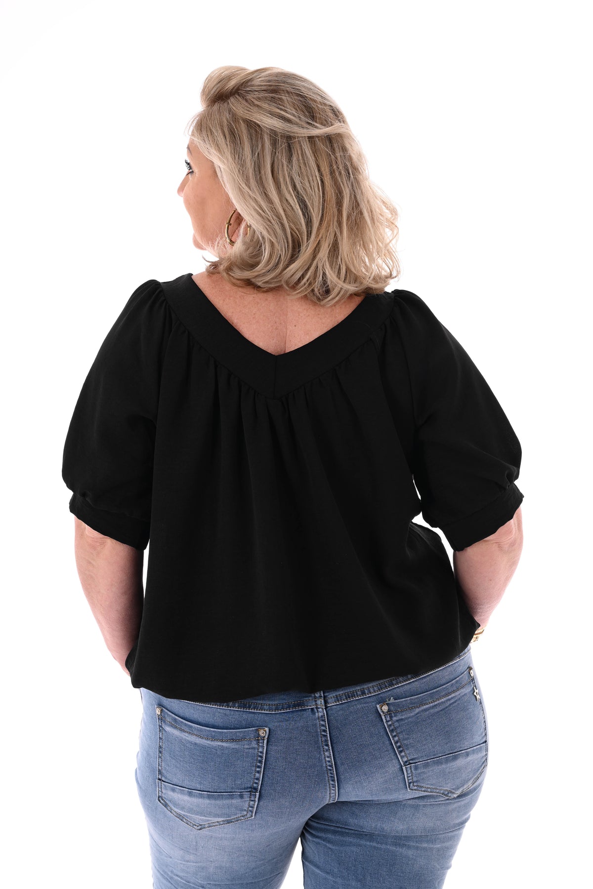 Top v-hals met pofmouwen uni zwart