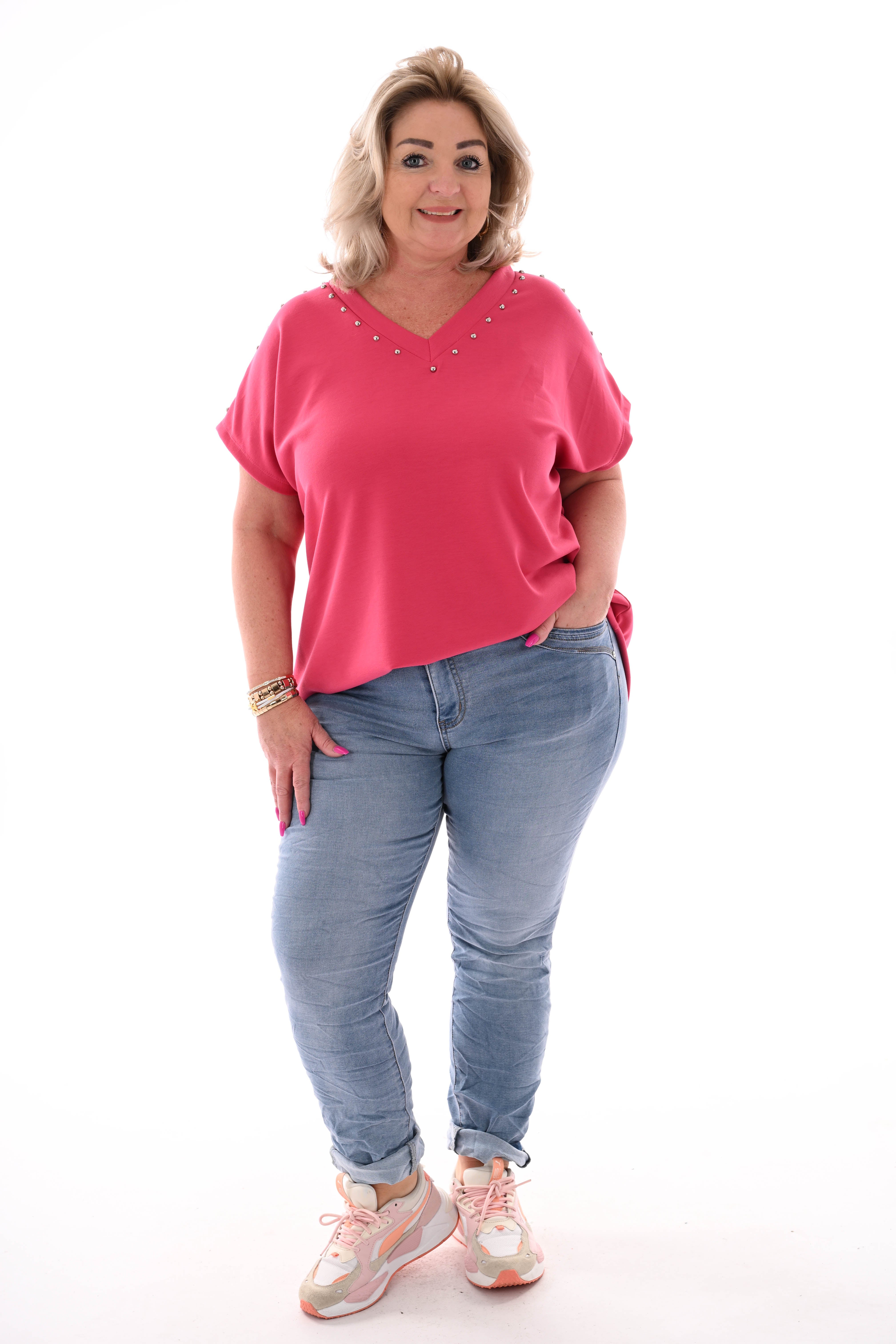 T-shirt v-hals met studs donkerroze