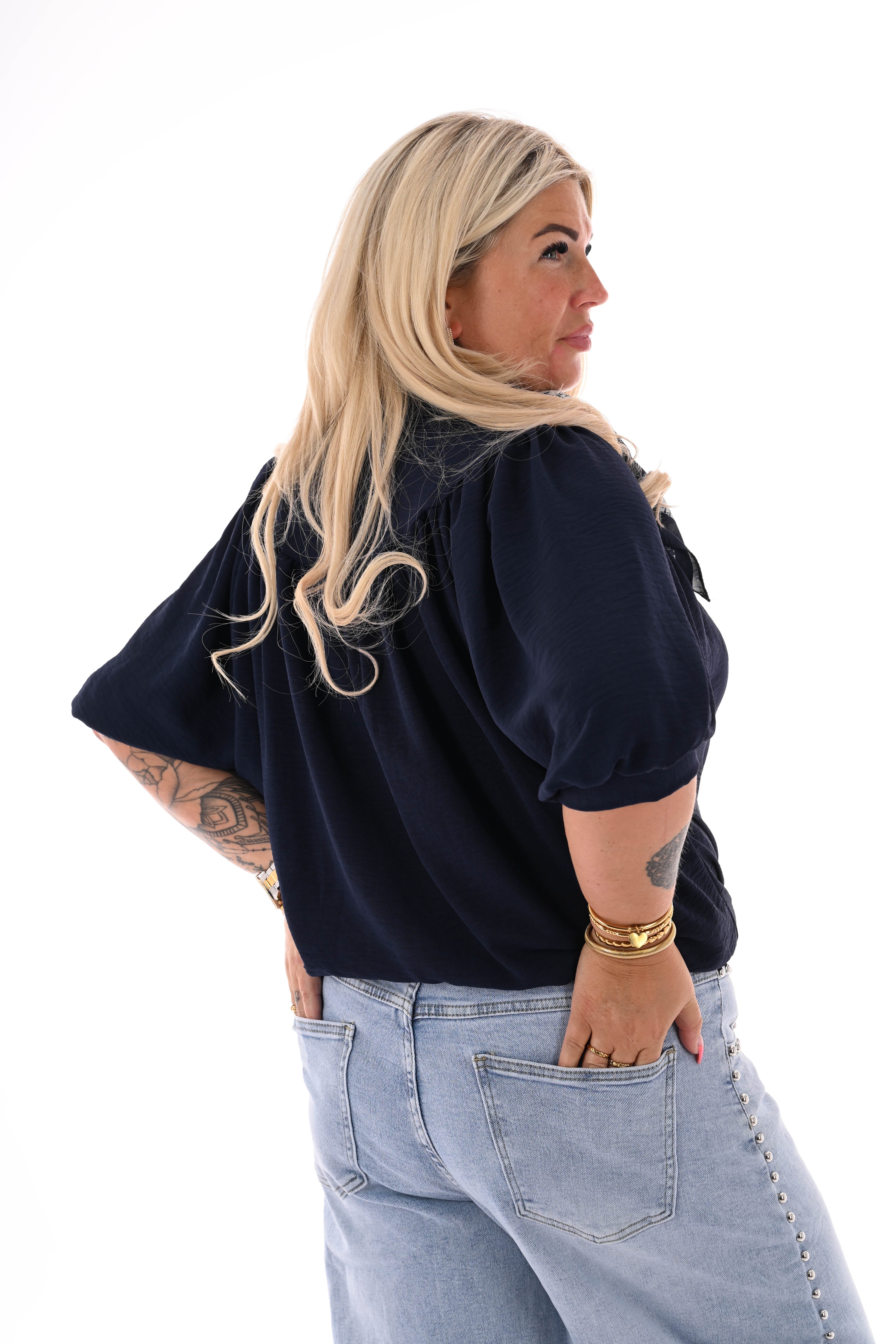 Doorknoop blouse korte pofmouwen uni marineblauw