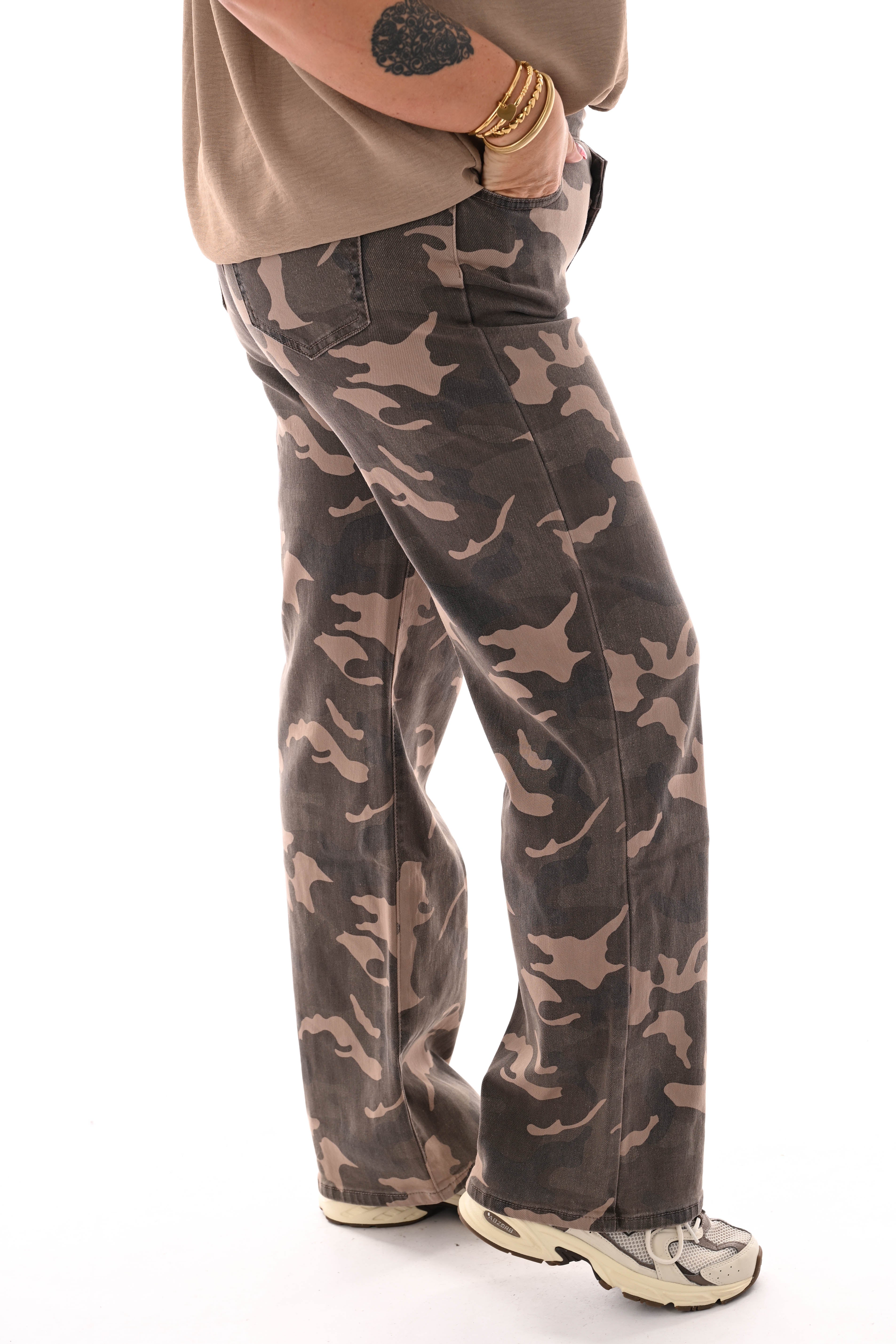 Denim life army wide leg legergroen