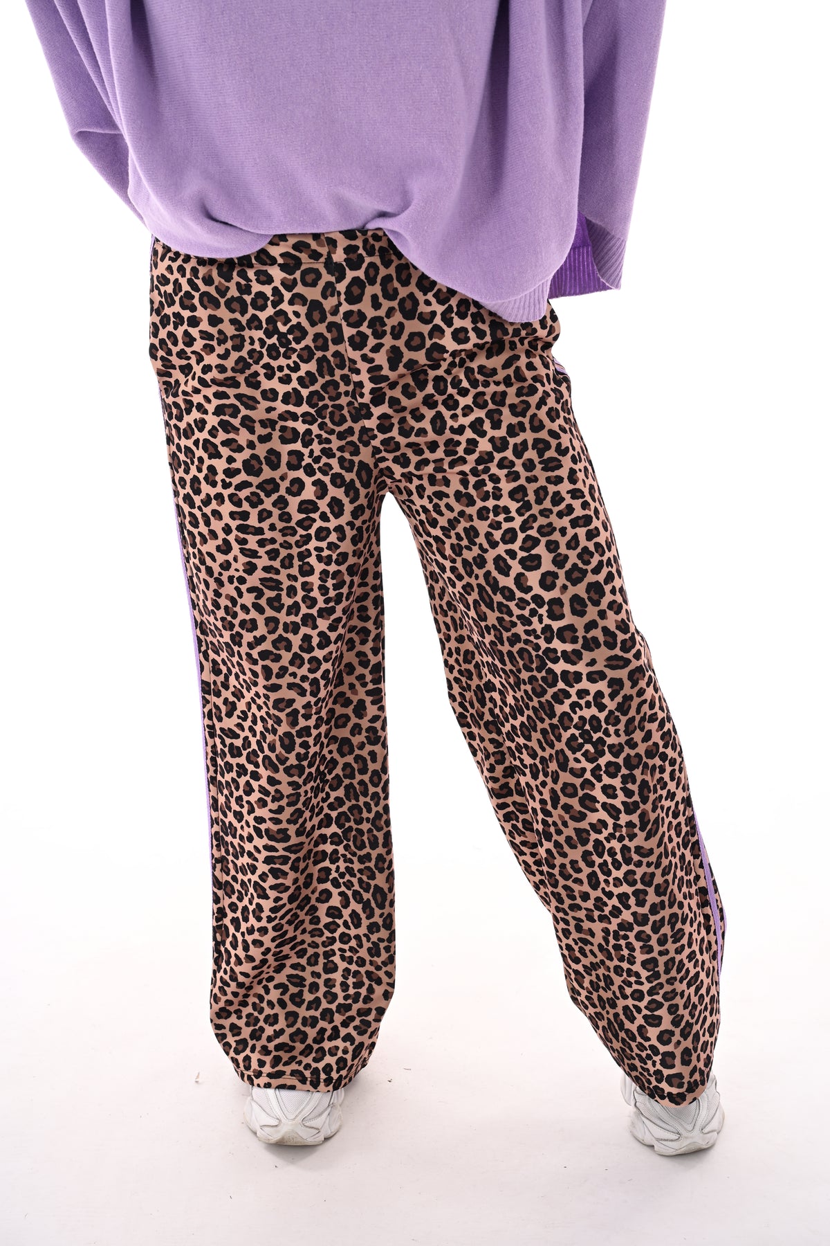 Wijde broek panterprint camel/lila