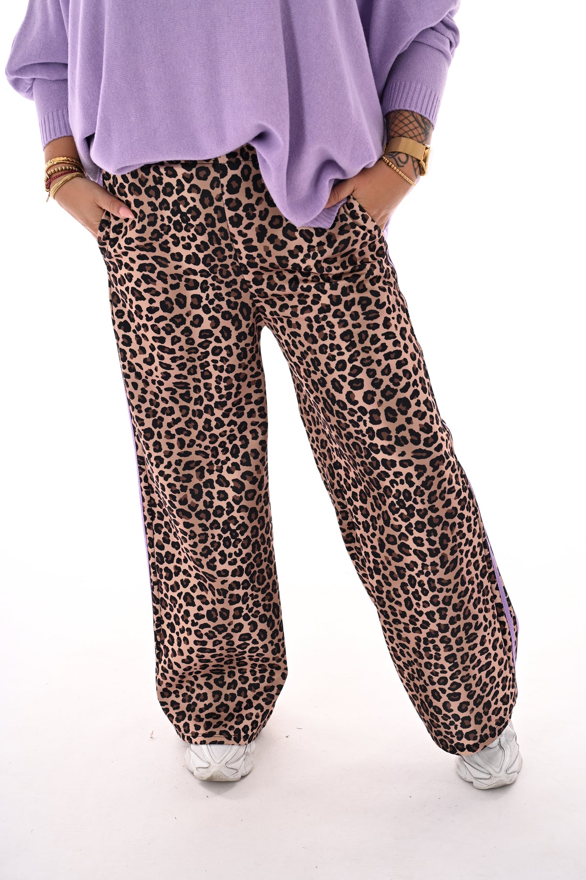 Wijde broek panterprint camel/lila