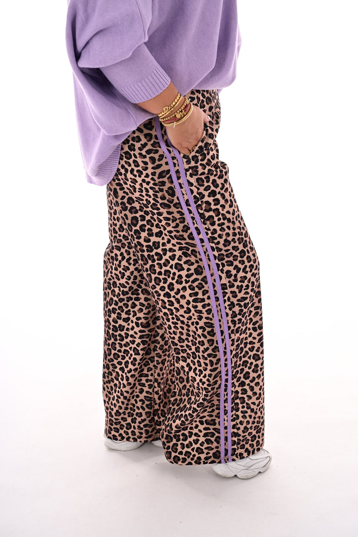 Wijde broek panterprint camel/lila