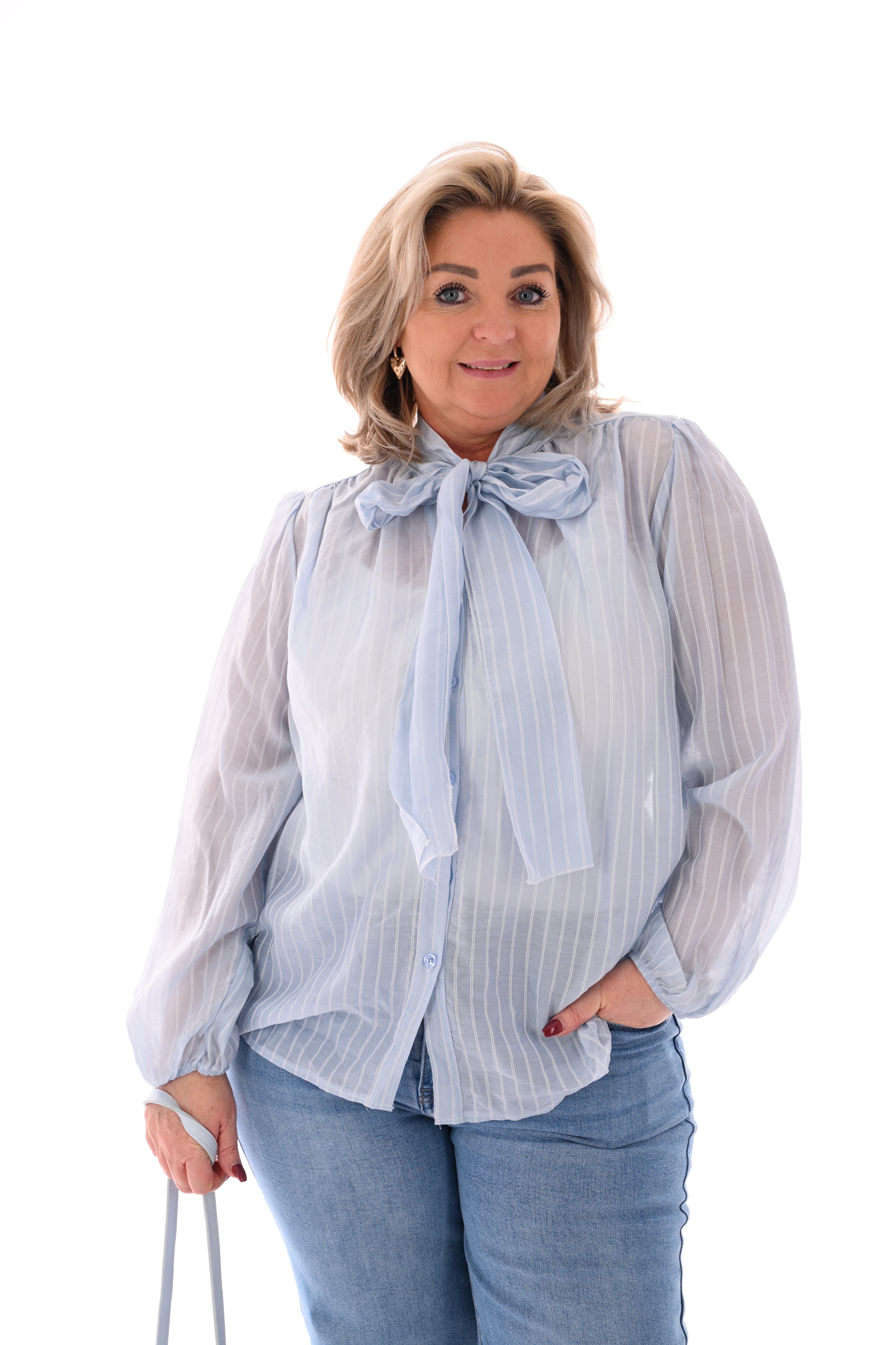 Blouse streepjes met strik lichtblauw