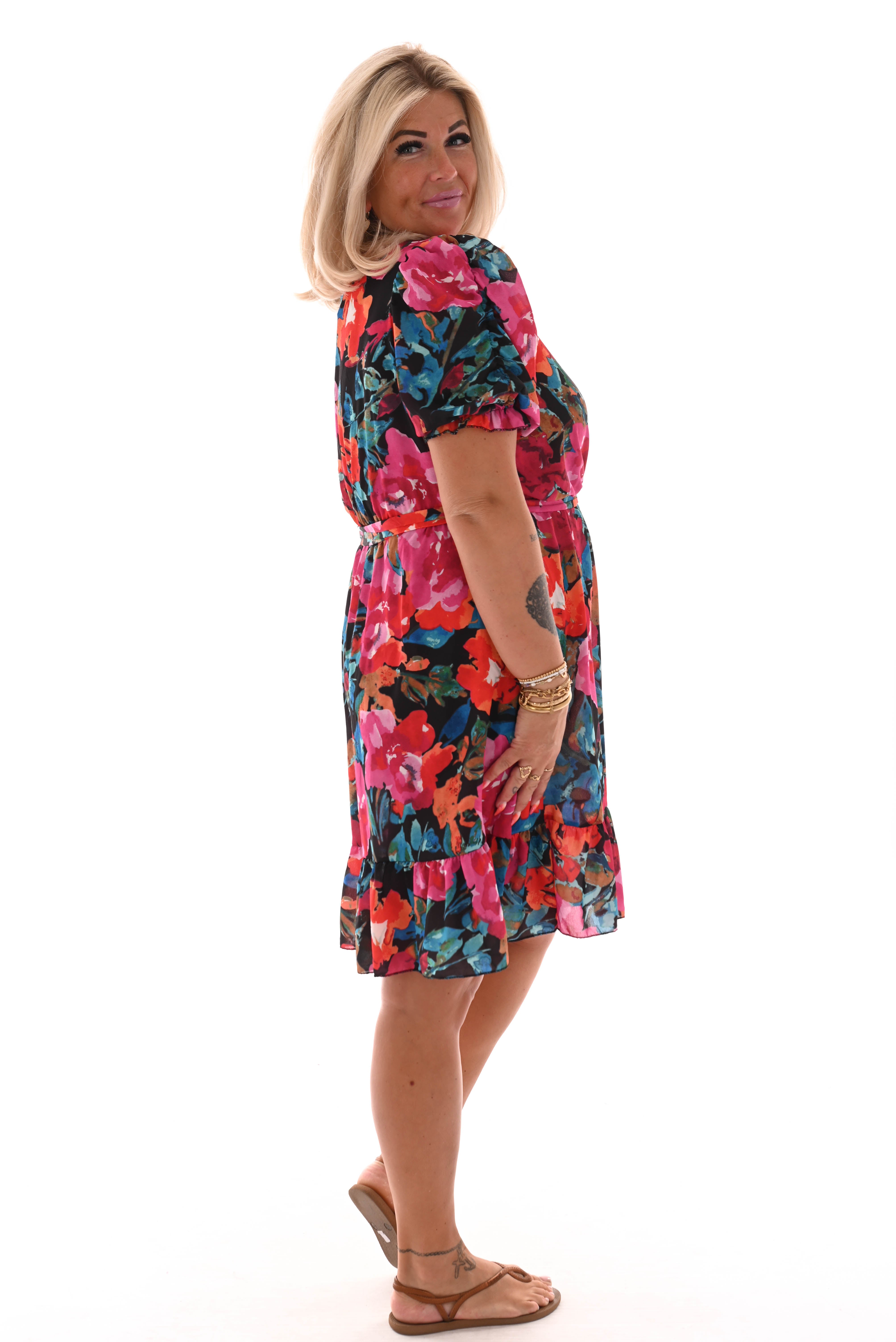 Korte jurk geplooide mouwen print gebloemd fuchsia/zwart