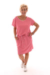 Sweaterdress gestreept met strik en zakken roze/rood