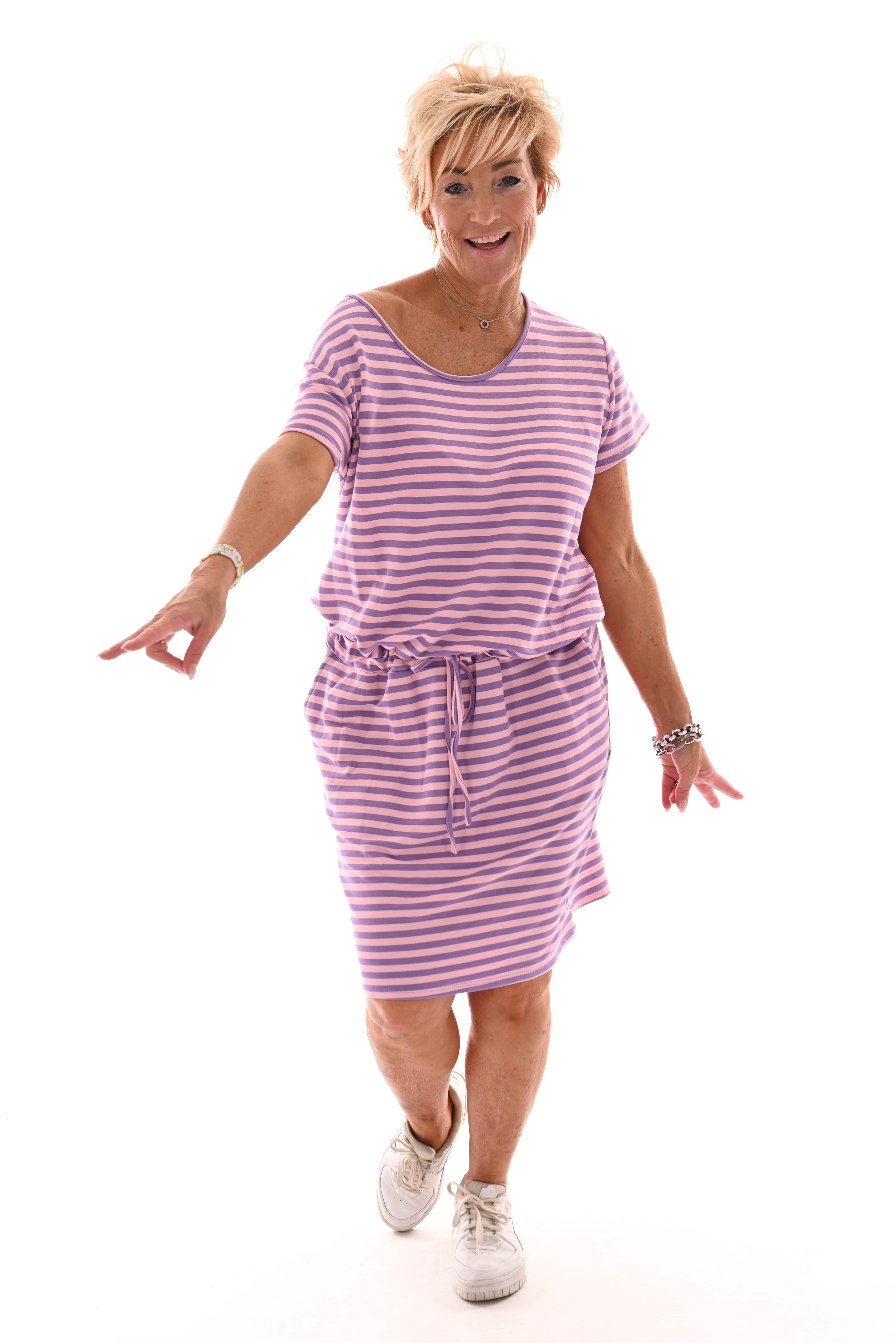 Sweaterdress gestreept met strik en zakken roze/lila