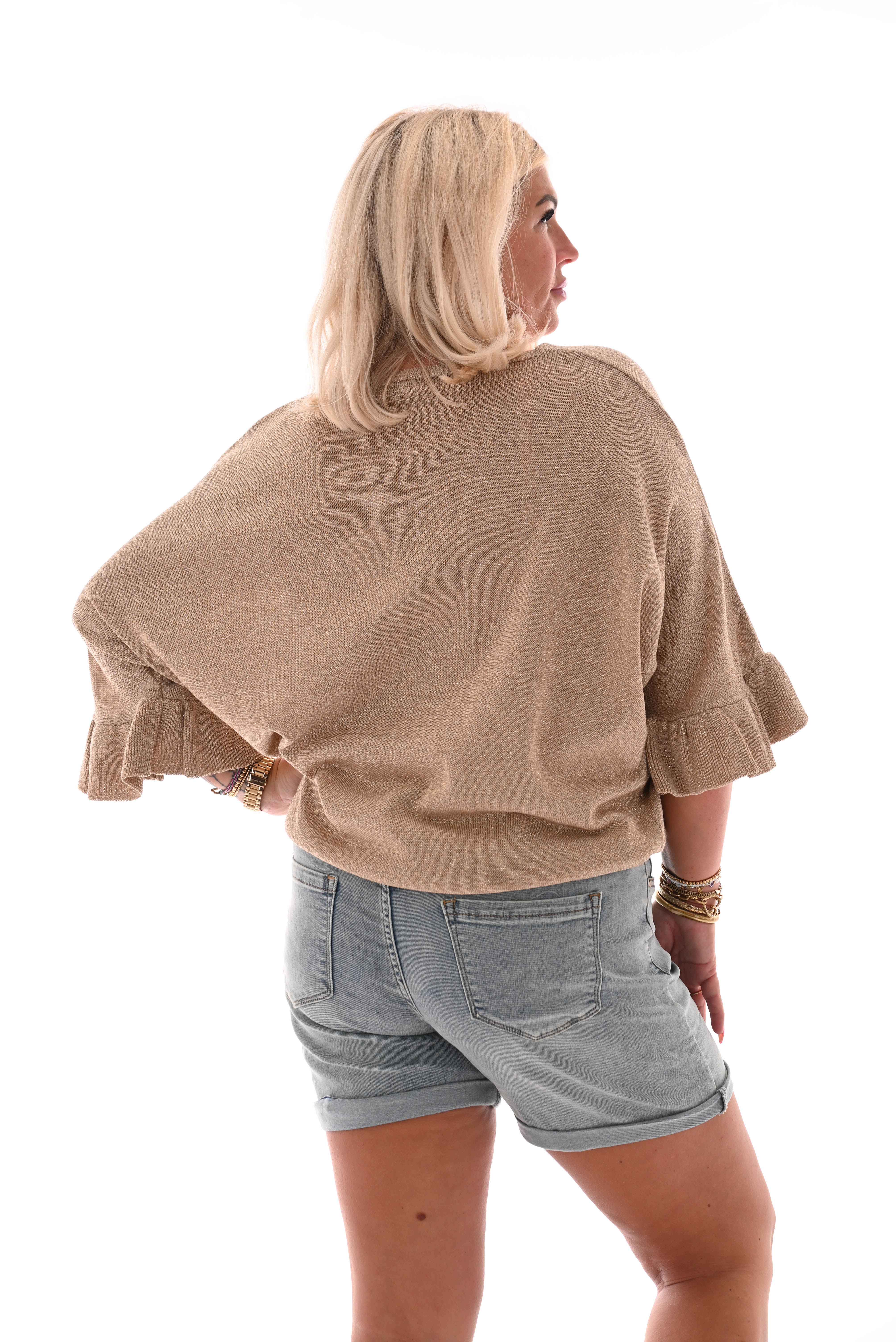 Top vleermuis roezelmouwen lurex licht goud